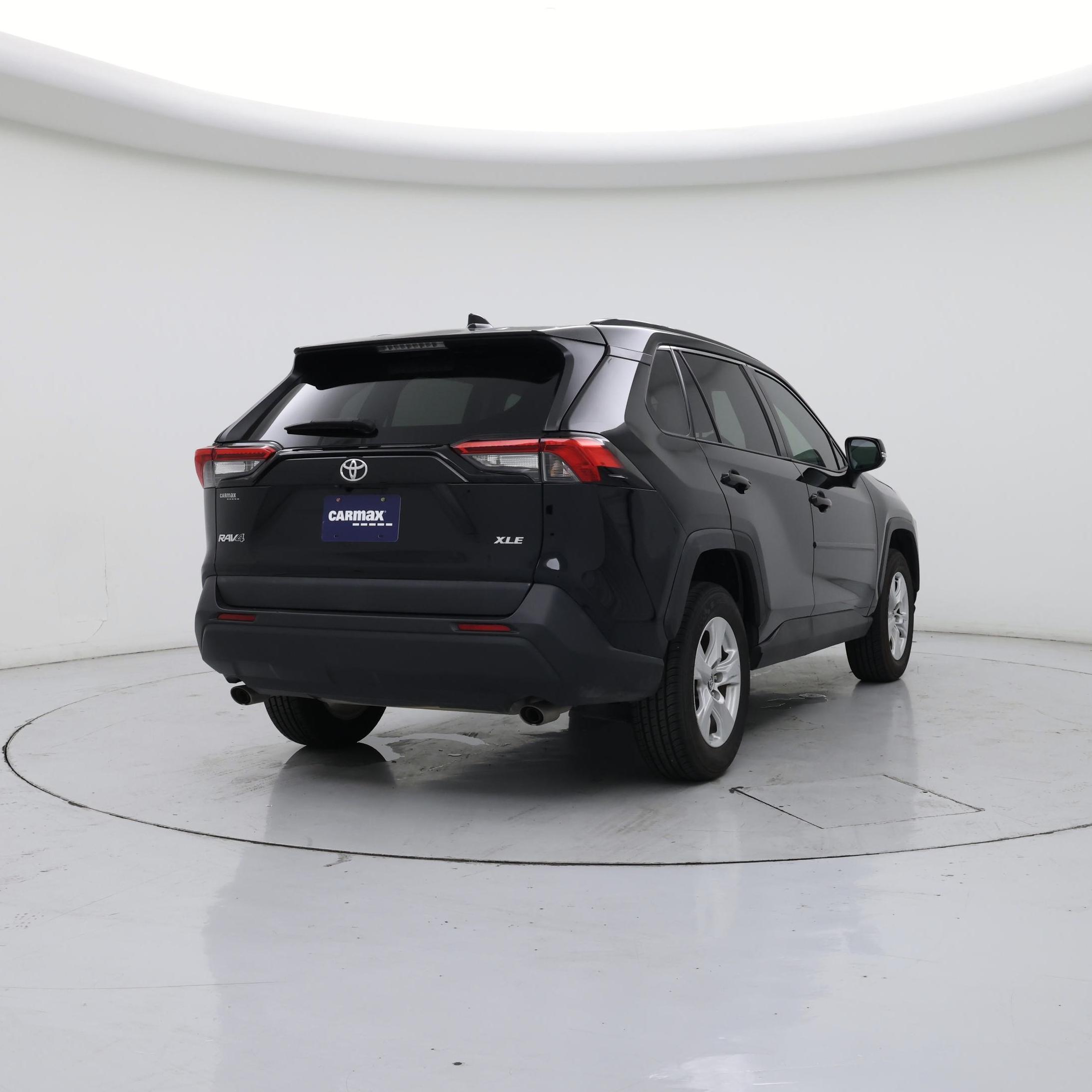Thumbnail: 2020 Toyota RAV4 - 8