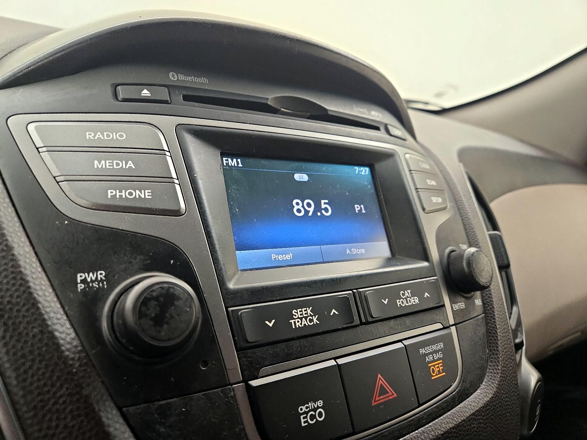 Thumbnail: 2014 Hyundai Tucson - 15