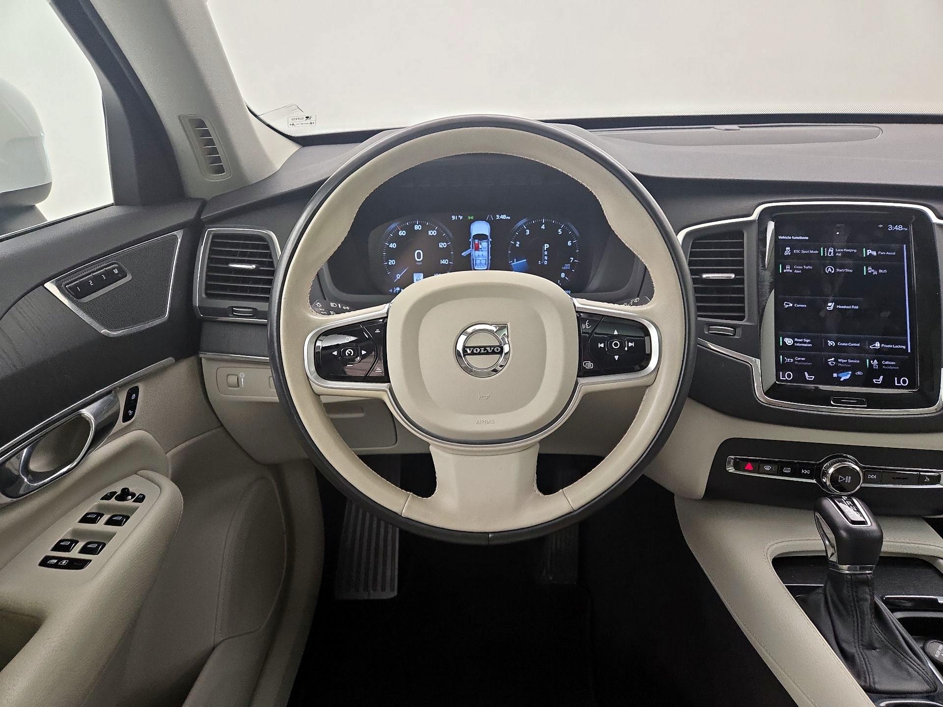 Thumbnail: 2020 Volvo XC90 - 10