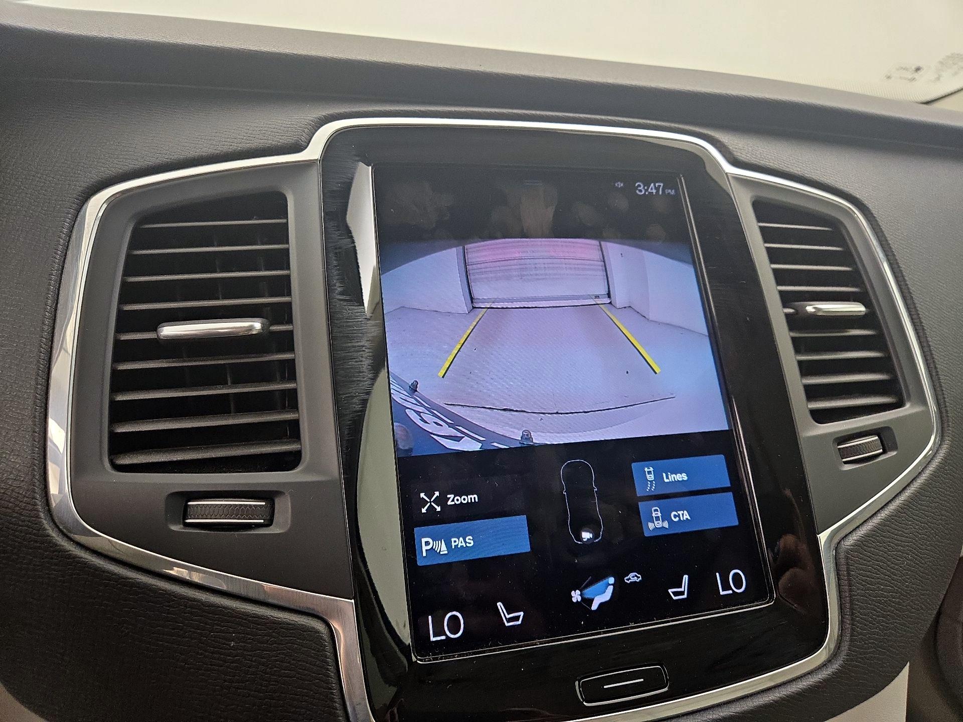 Thumbnail: 2020 Volvo XC90 - 14