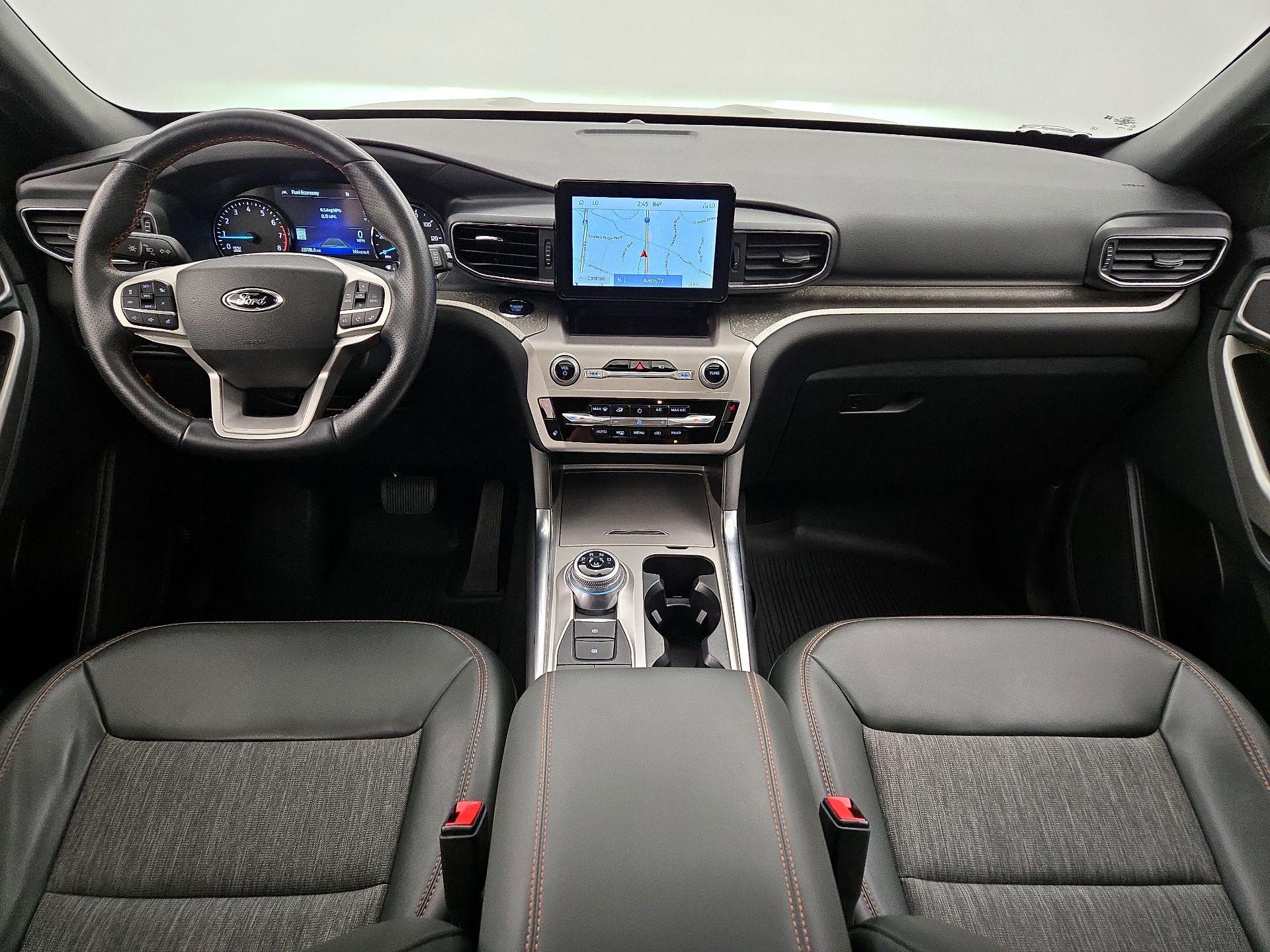 Thumbnail: 2022 Ford Explorer - 9