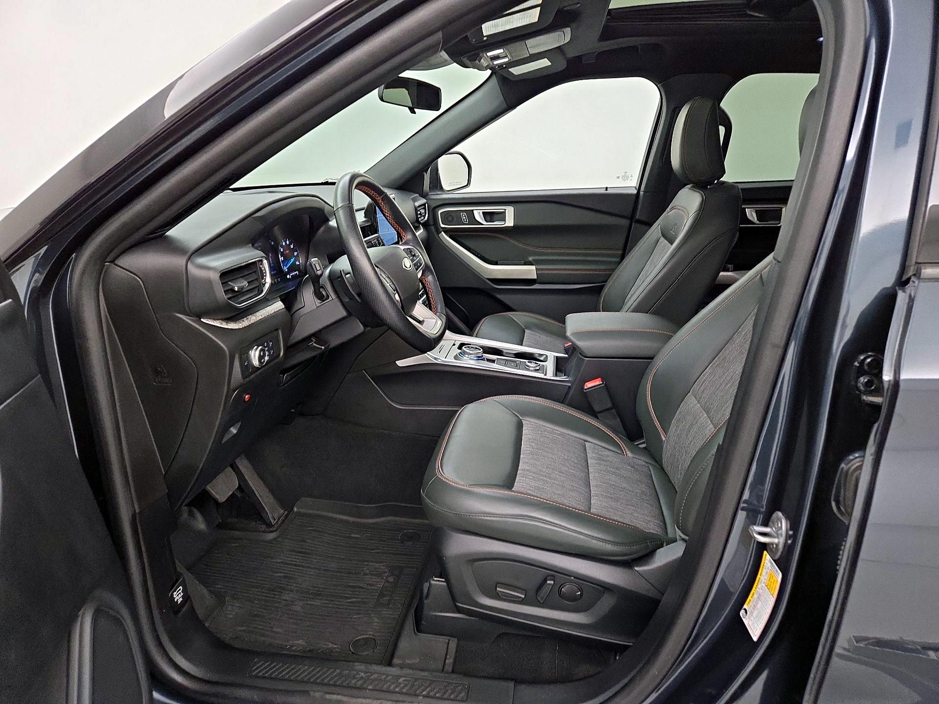 Thumbnail: 2022 Ford Explorer - 11
