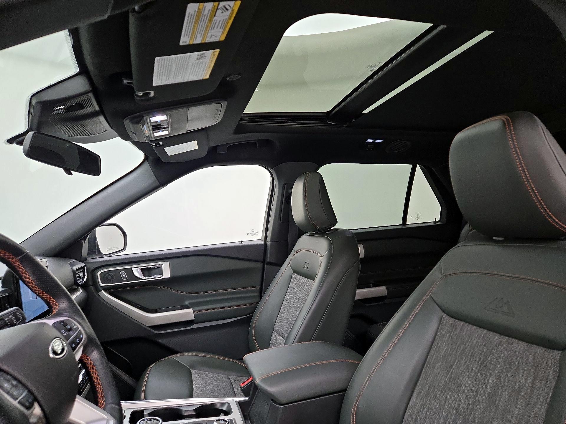 Thumbnail: 2022 Ford Explorer - 20