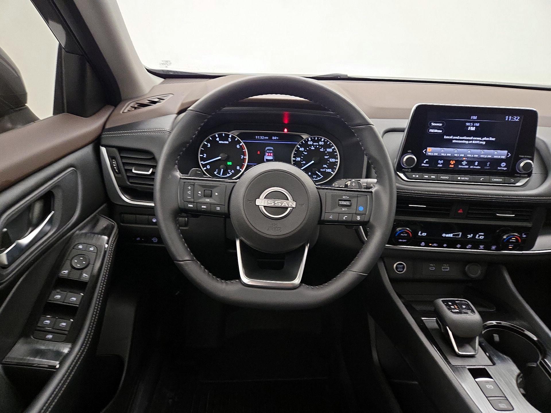 Thumbnail: 2023 Nissan Rogue - 10