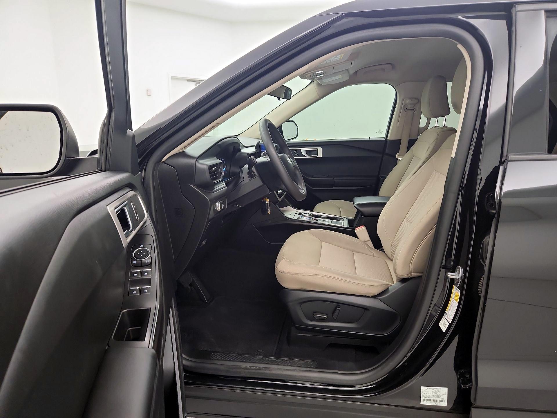 Thumbnail: 2021 Ford Explorer - 11