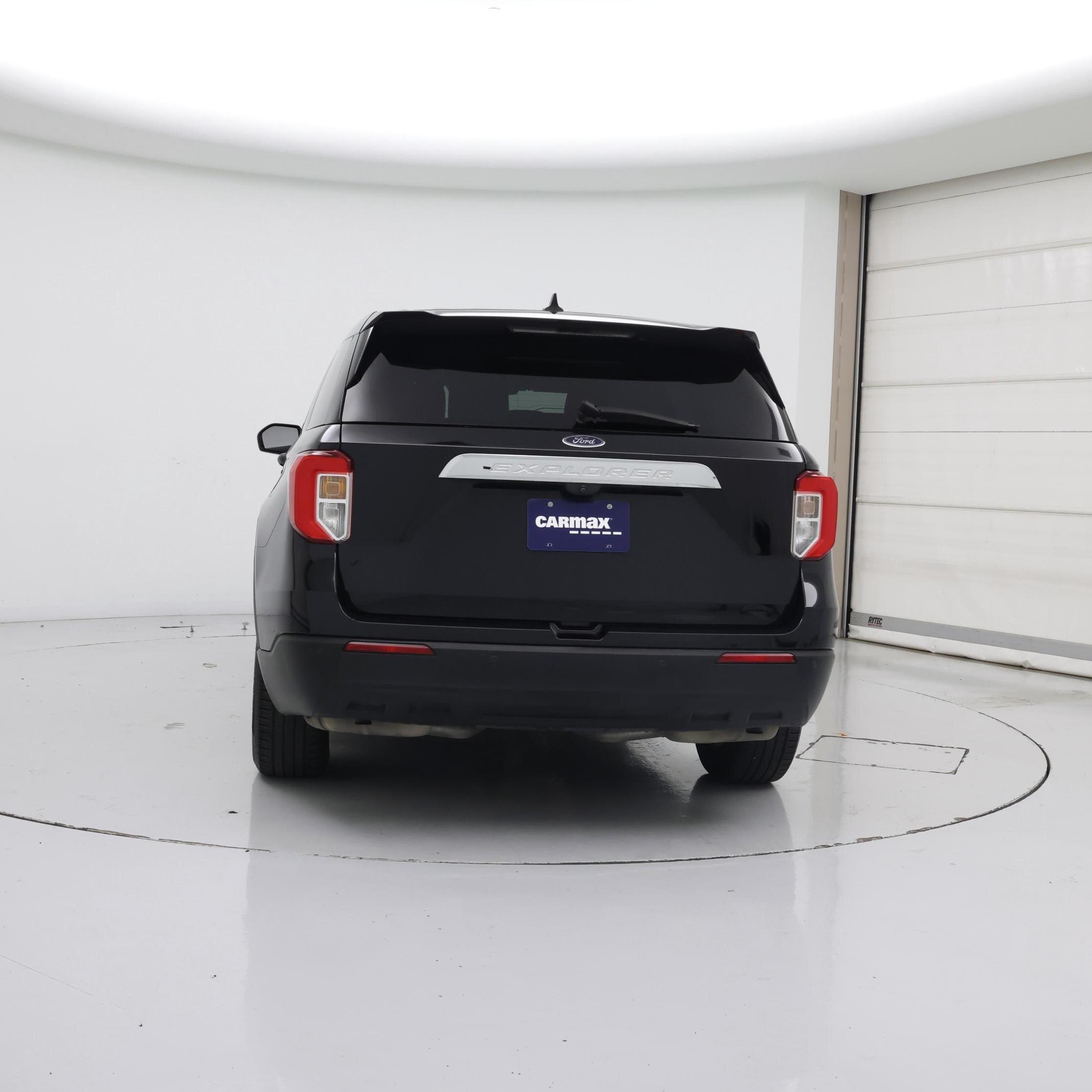 Thumbnail: 2021 Ford Explorer - 6