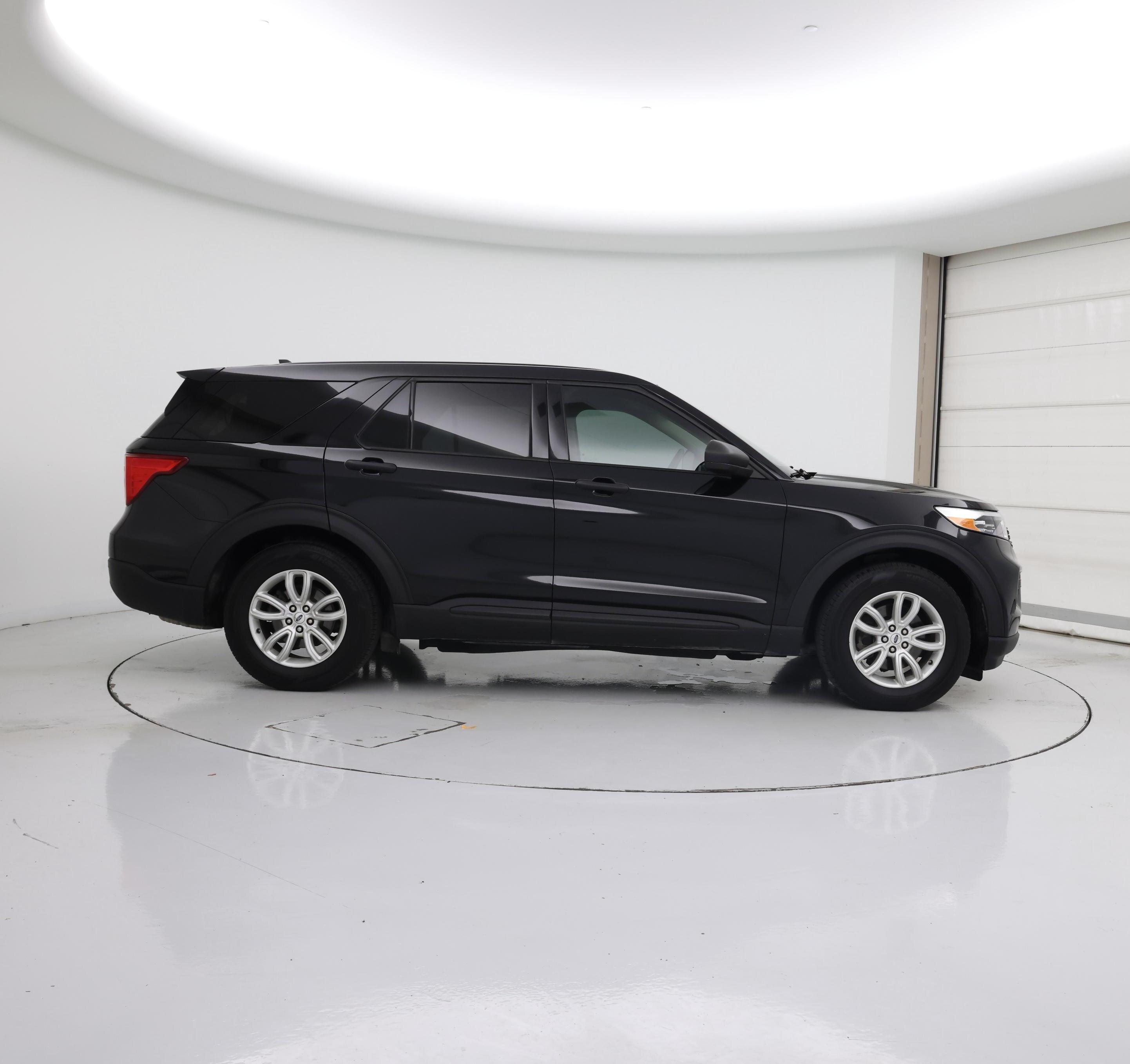 Thumbnail: 2021 Ford Explorer - 7