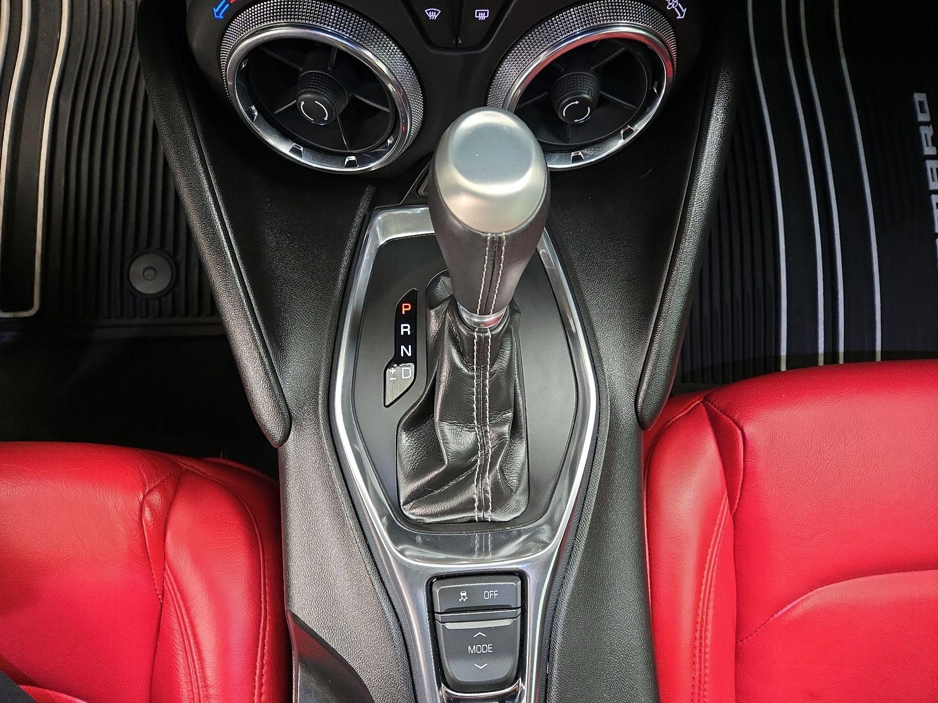 Thumbnail: 2019 Chevrolet Camaro - 16
