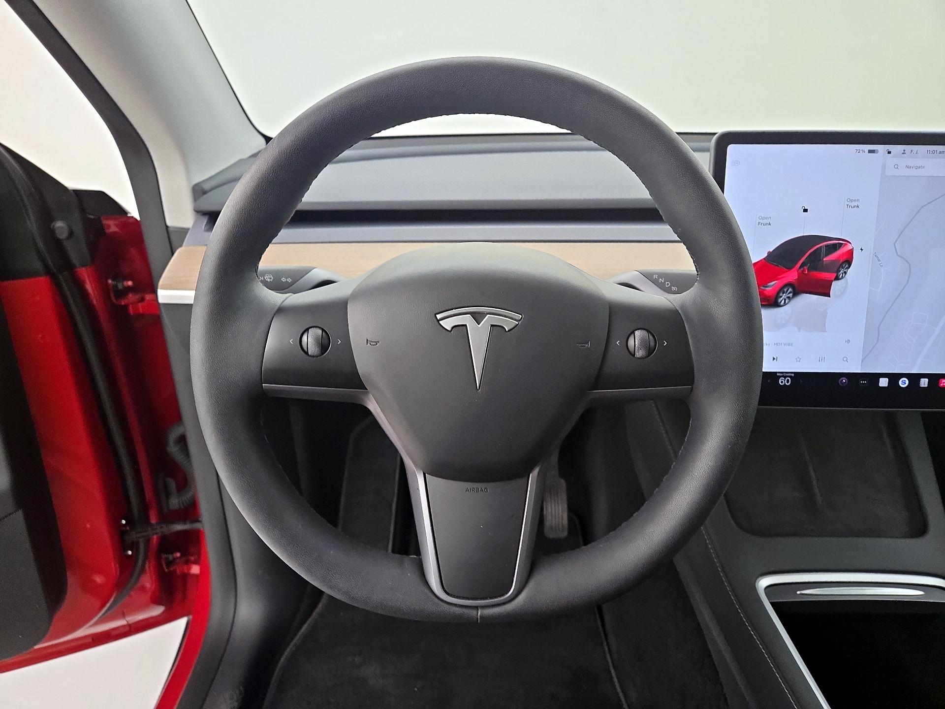 Thumbnail: 2023 Tesla Model Y - 10