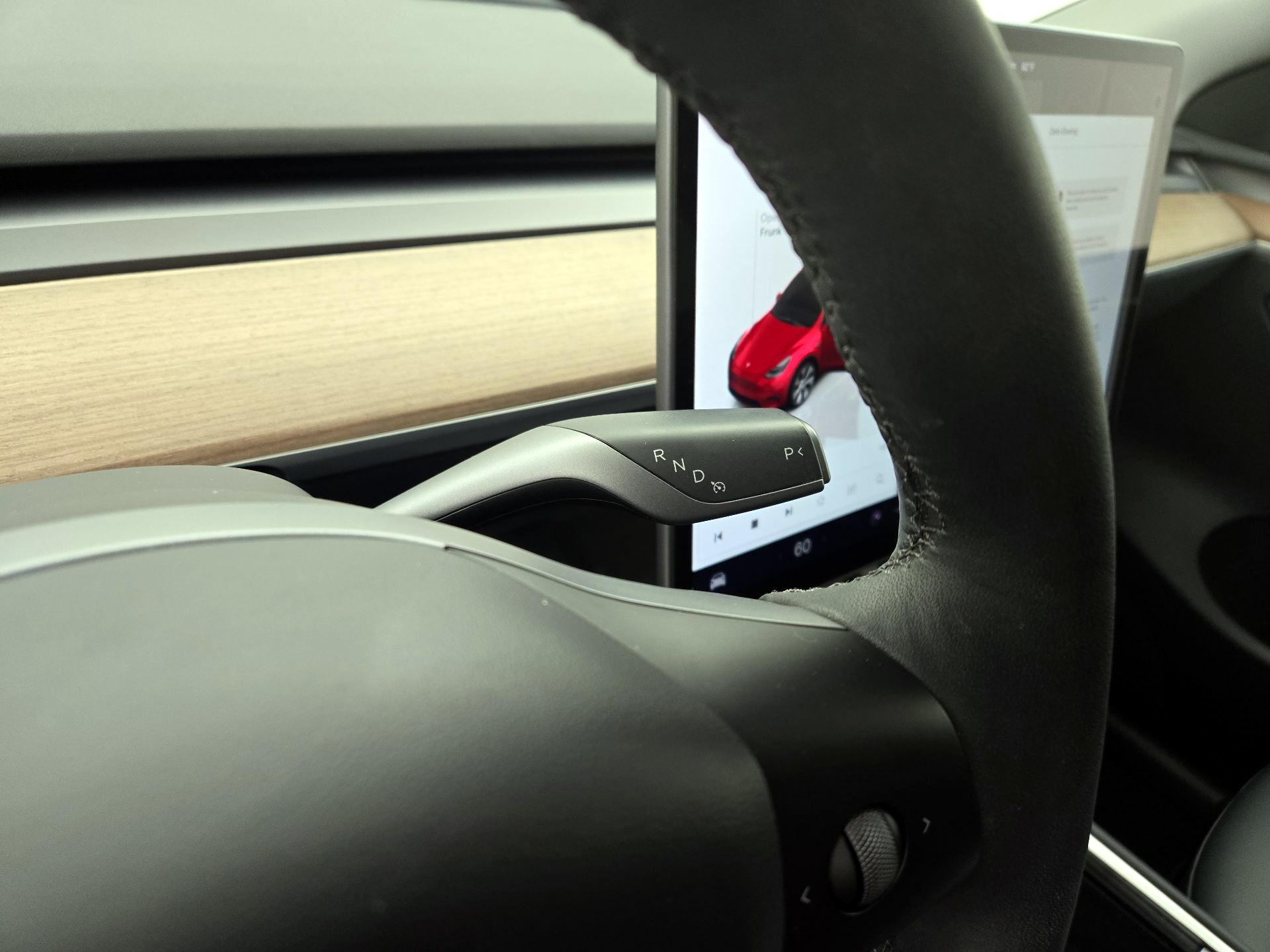 Thumbnail: 2023 Tesla Model Y - 17