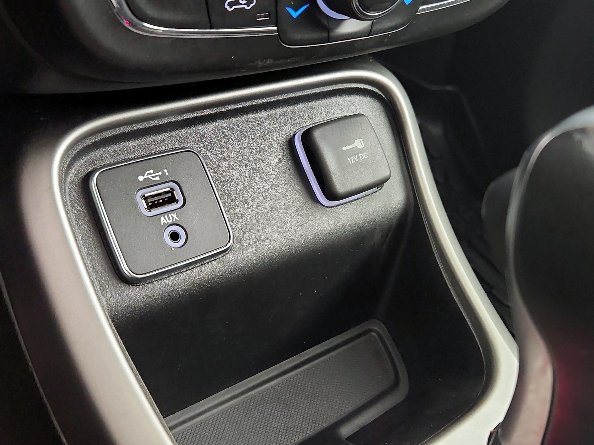 Thumbnail: 2020 Jeep Compass - 18