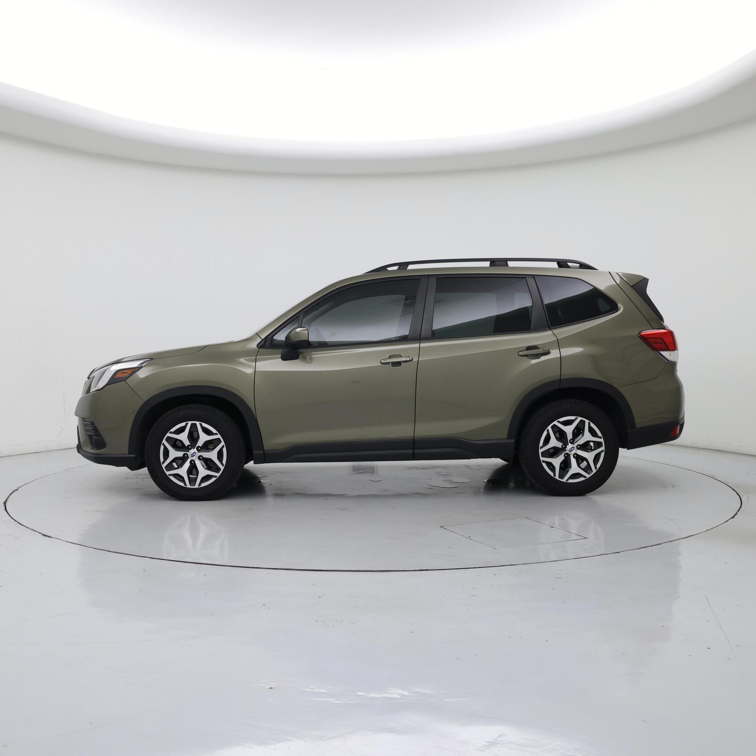 Thumbnail: 2022 Subaru Forester - 3