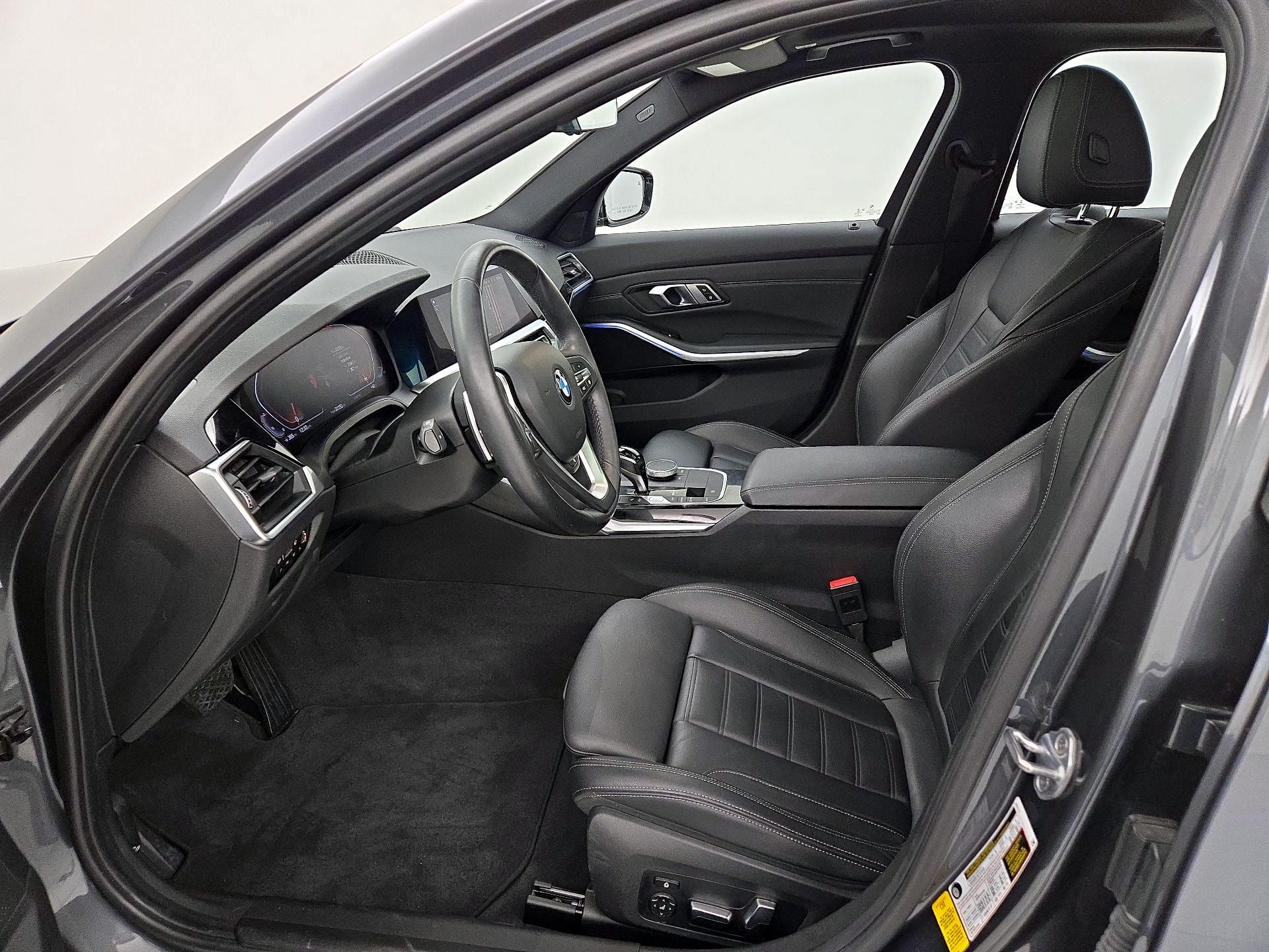 Thumbnail: 2019 BMW 3 Series - 11