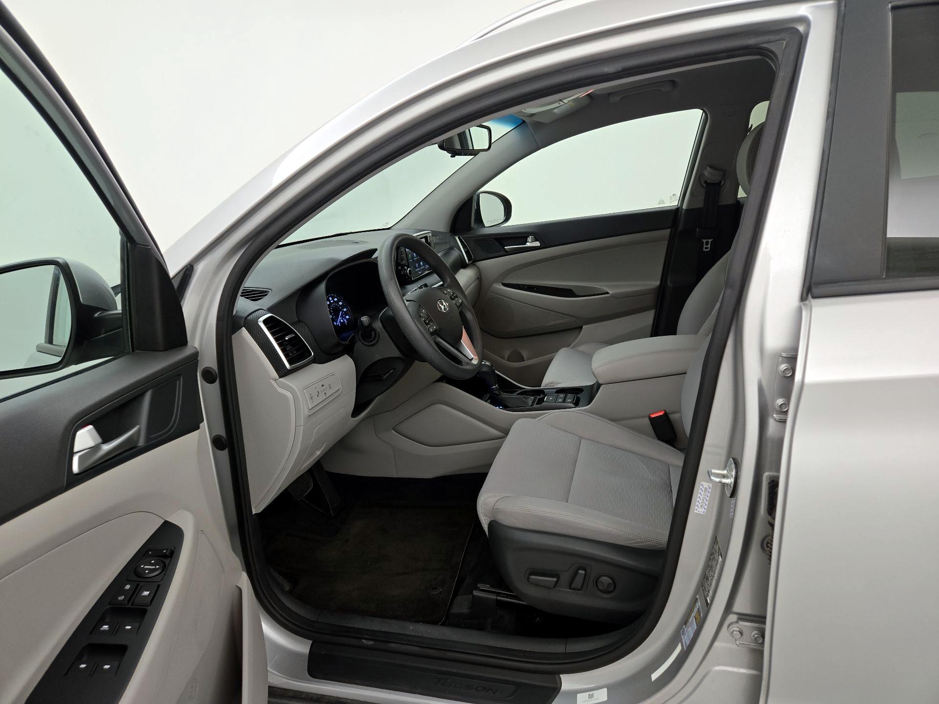Thumbnail: 2020 Hyundai Tucson - 11
