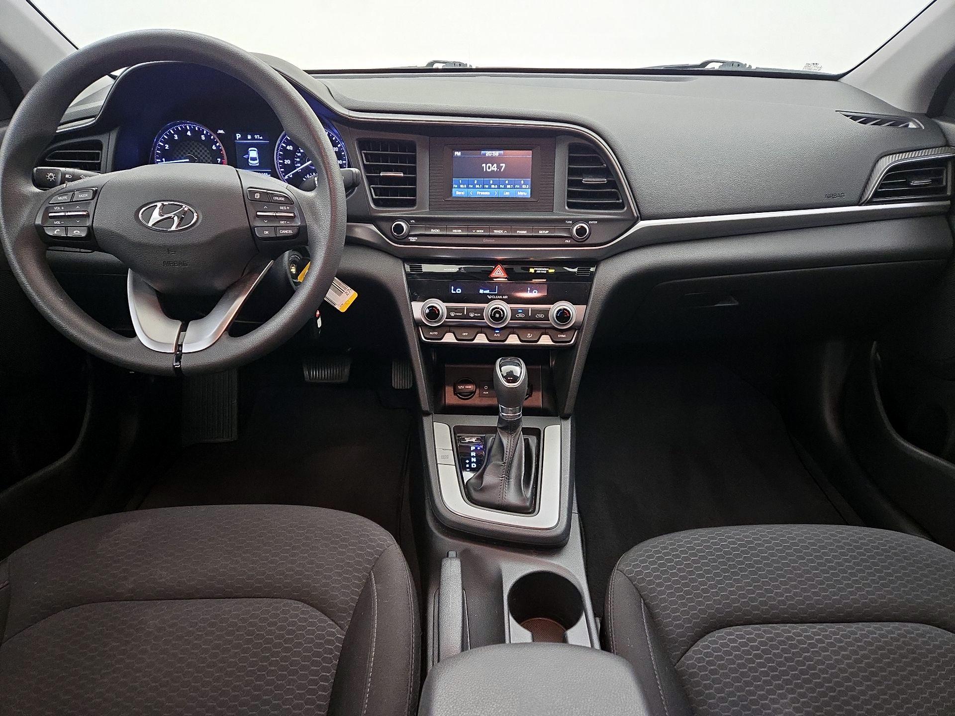 Thumbnail: 2020 Hyundai Elantra - 9