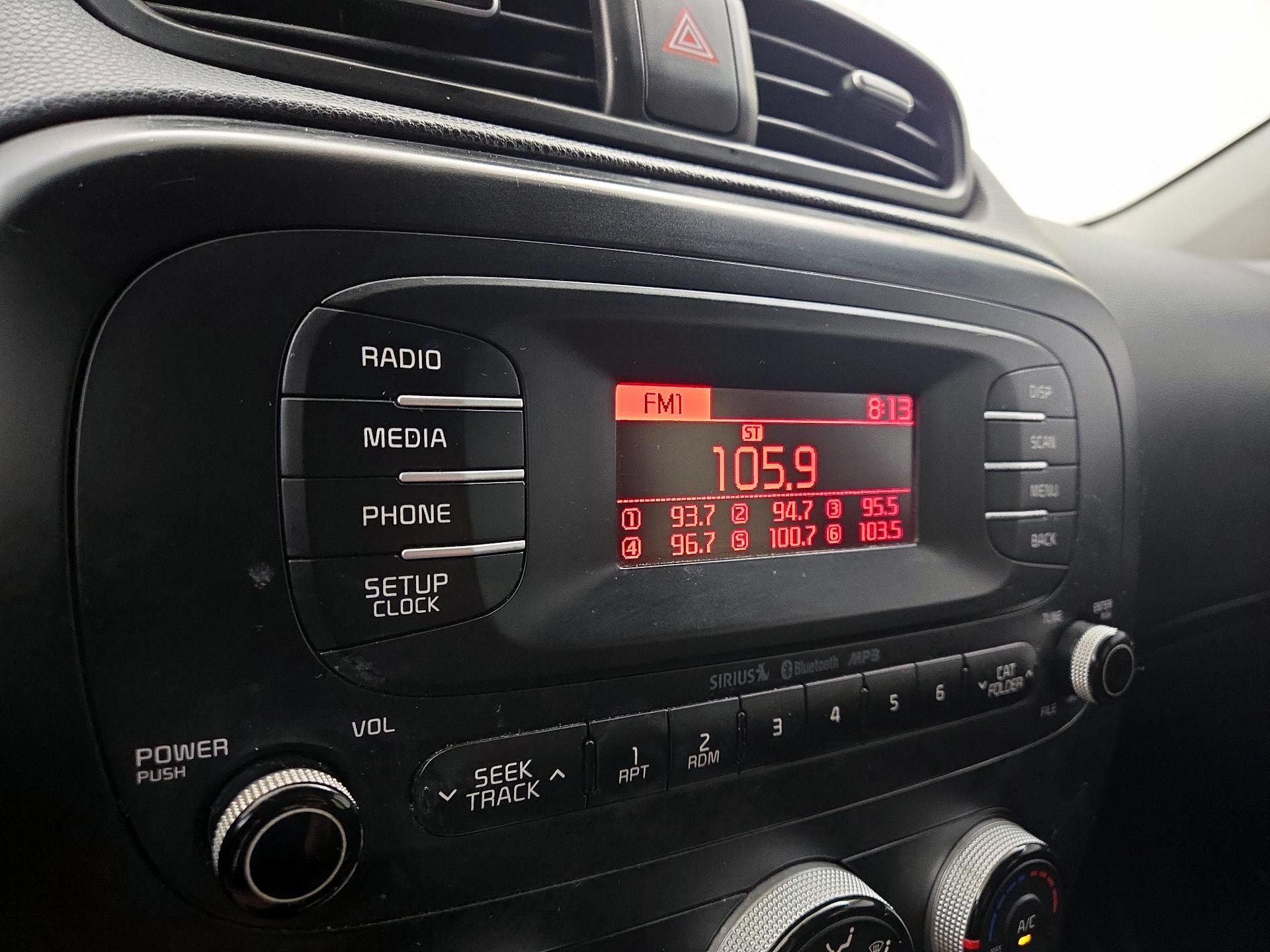 Thumbnail: 2016 Kia Soul - 14