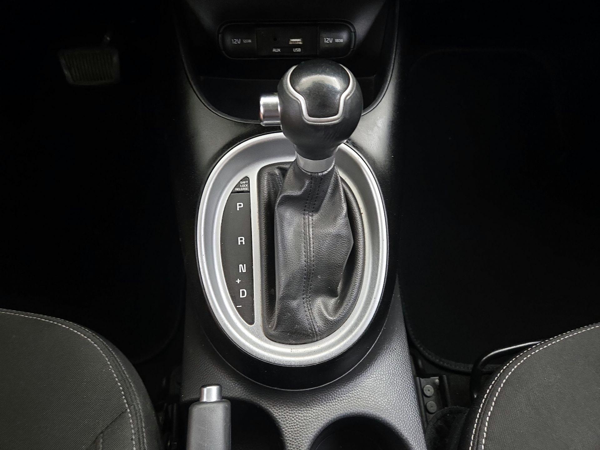 Thumbnail: 2016 Kia Soul - 16