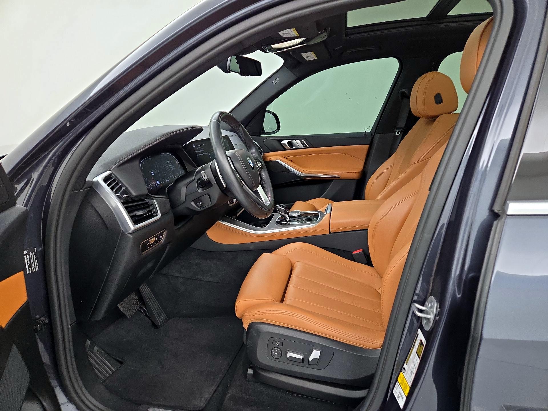 Thumbnail: 2022 BMW X5 - 11