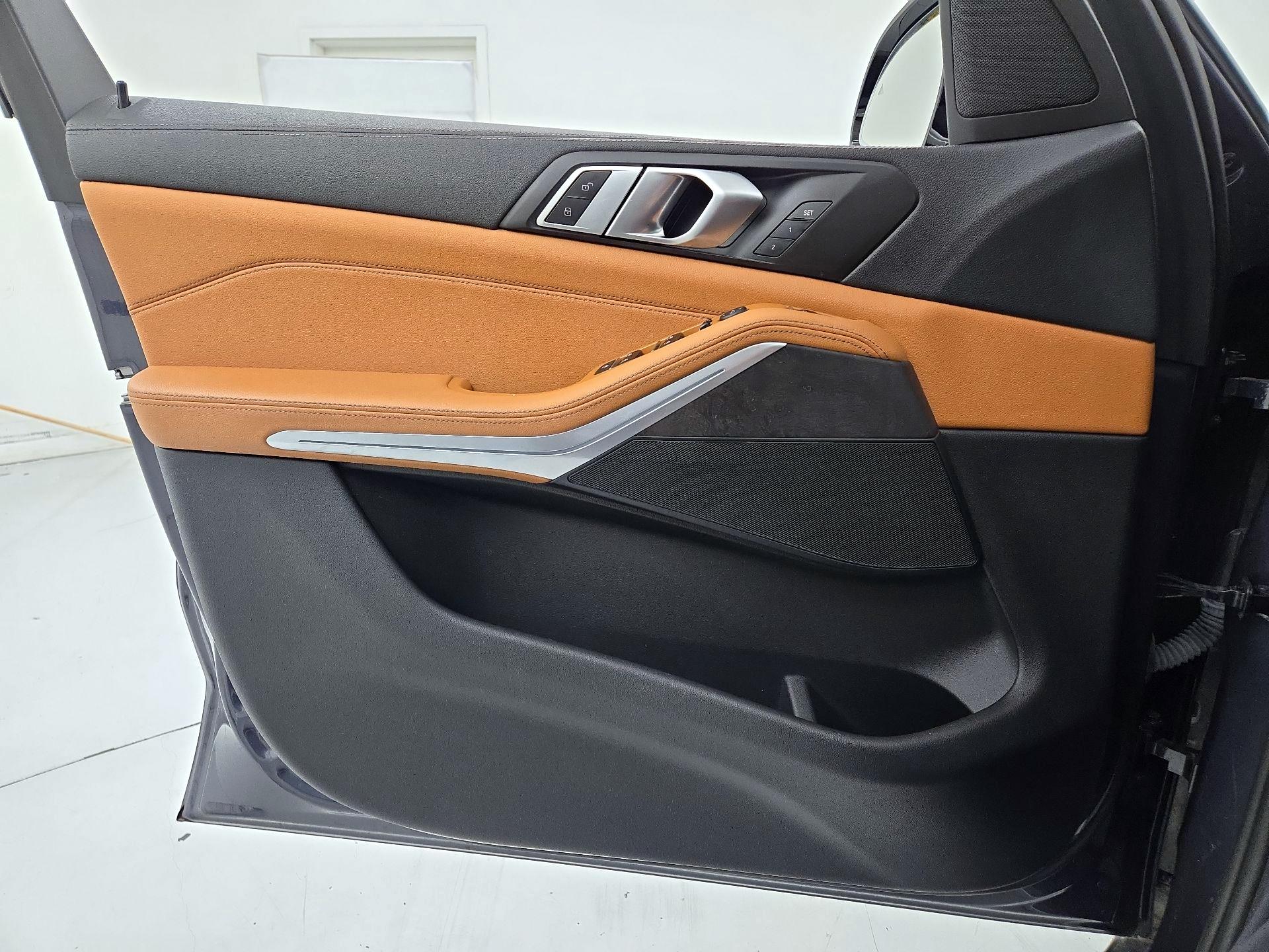 Thumbnail: 2022 BMW X5 - 12