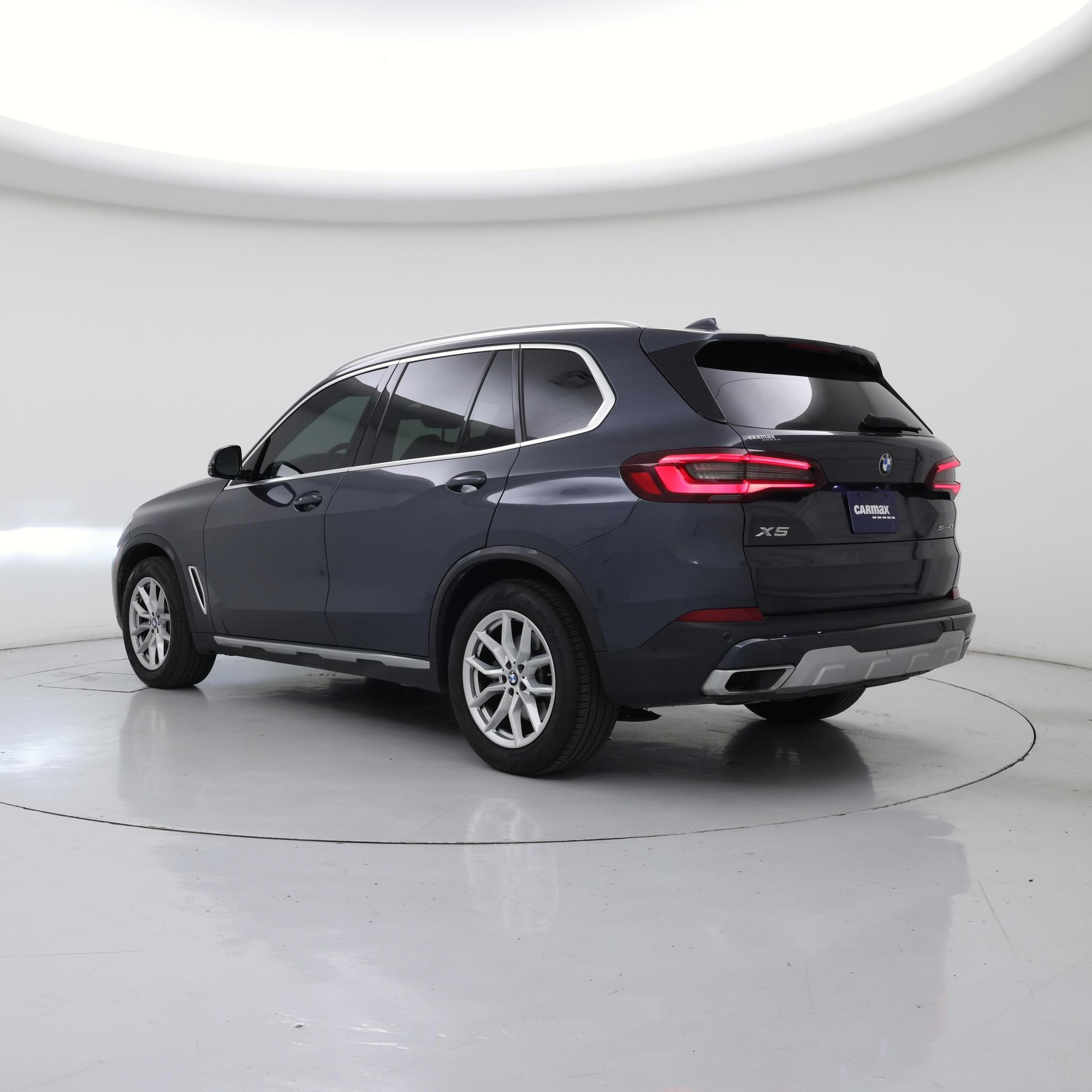 Thumbnail: 2022 BMW X5 - 2