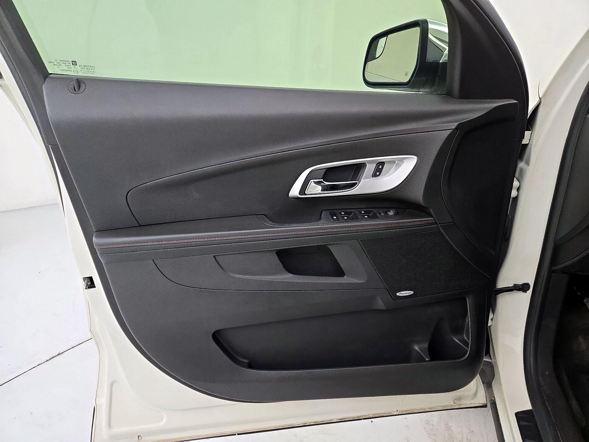 Thumbnail: 2013 Chevrolet Equinox - 12