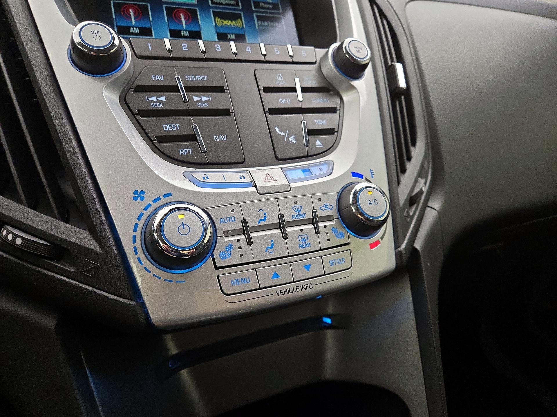 Thumbnail: 2013 Chevrolet Equinox - 17