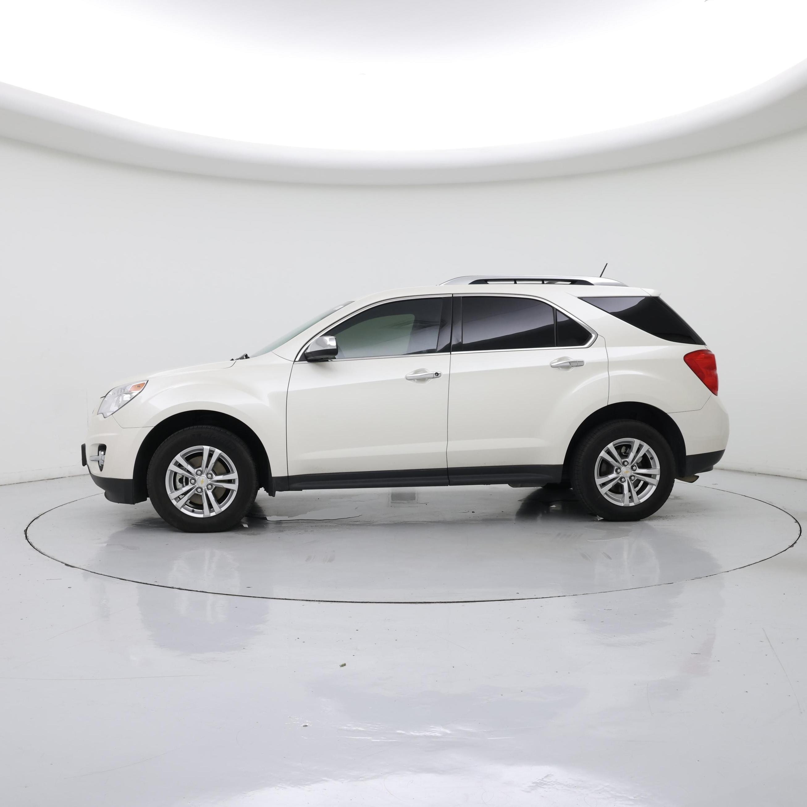 Thumbnail: 2013 Chevrolet Equinox - 3