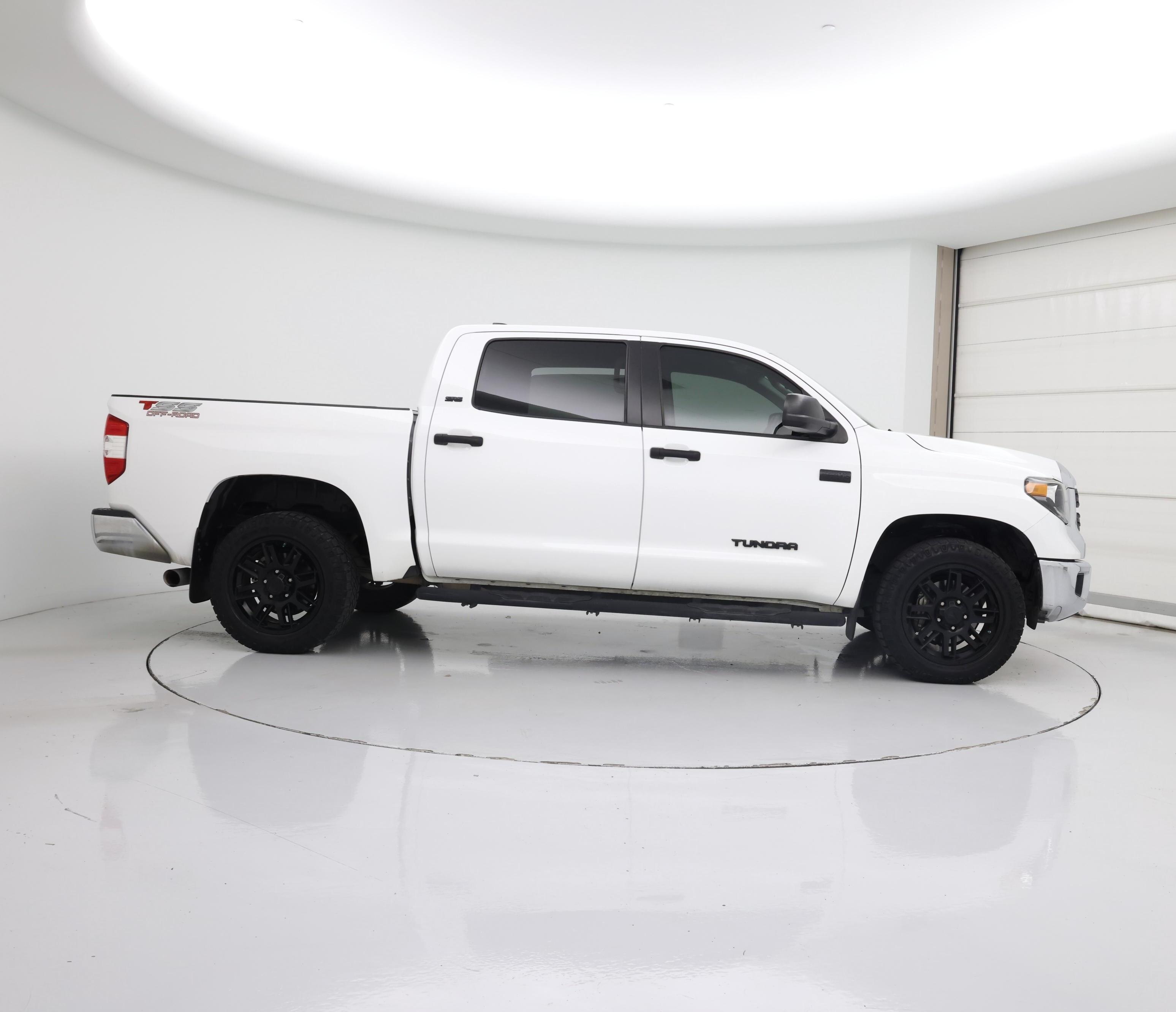 Thumbnail: 2021 Toyota Tundra - 7
