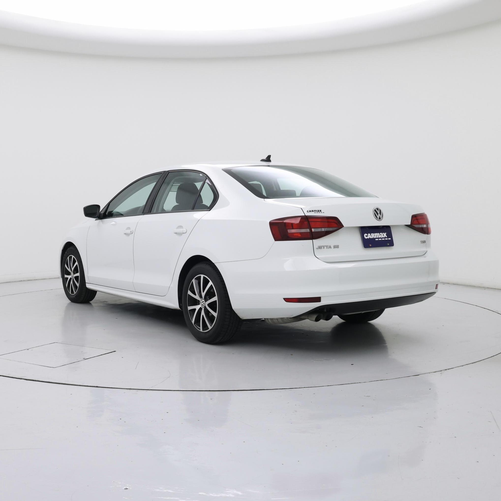 Thumbnail: 2016 Volkswagen Jetta - 2