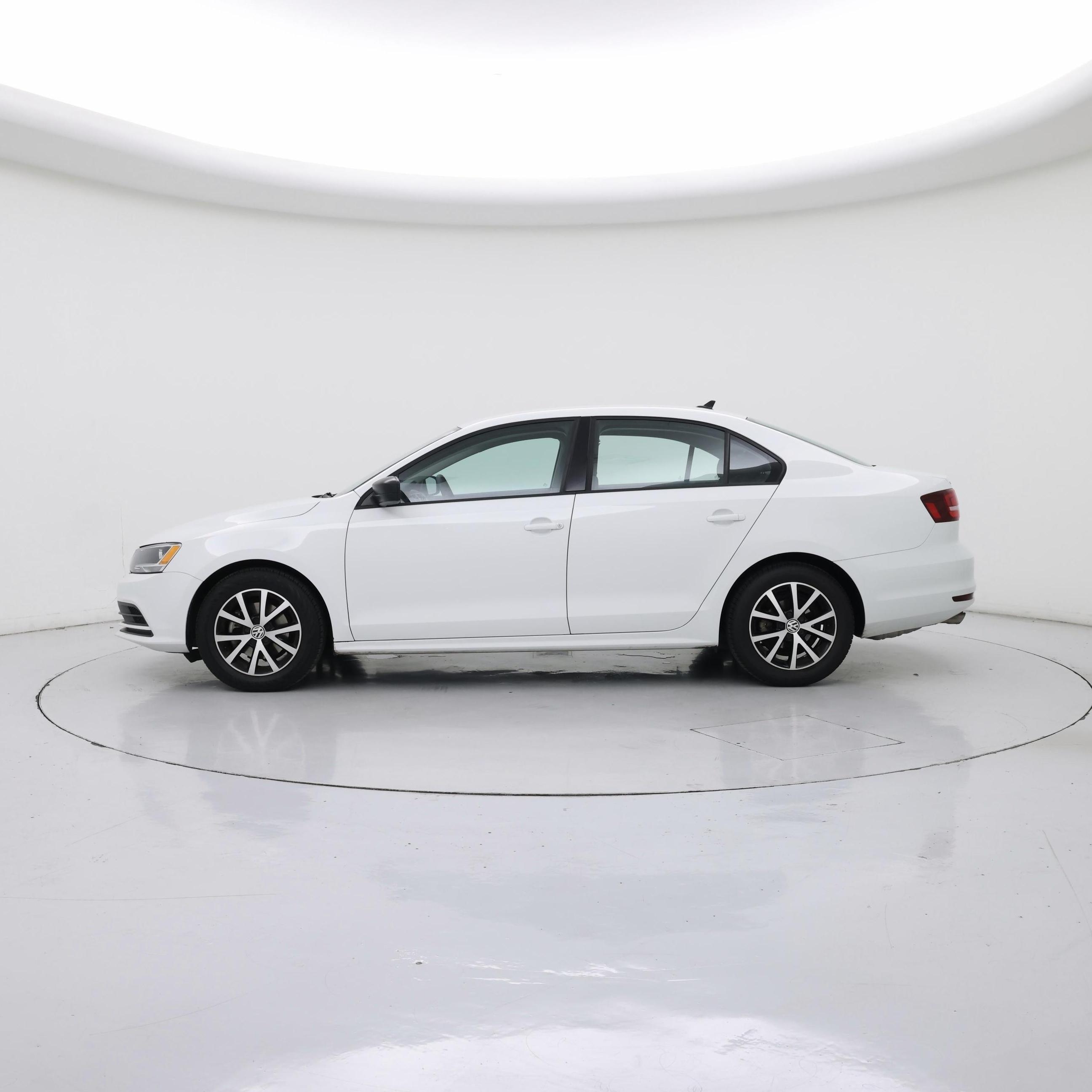 Thumbnail: 2016 Volkswagen Jetta - 3