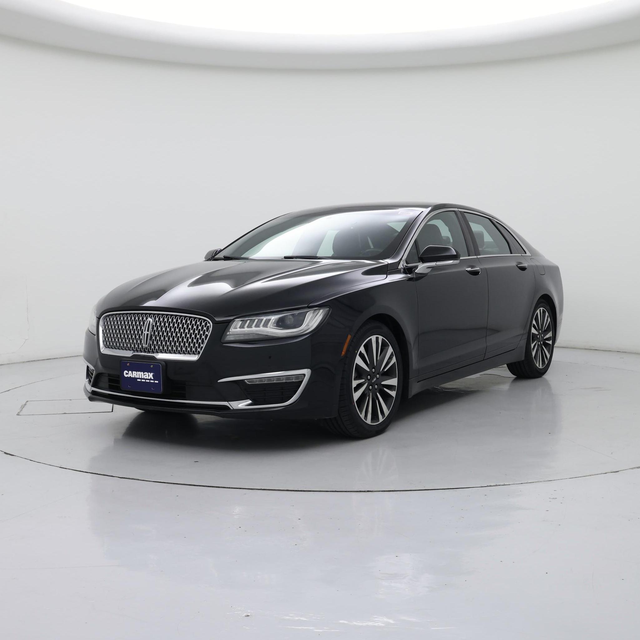 Thumbnail: 2017 Lincoln MKZ - 4