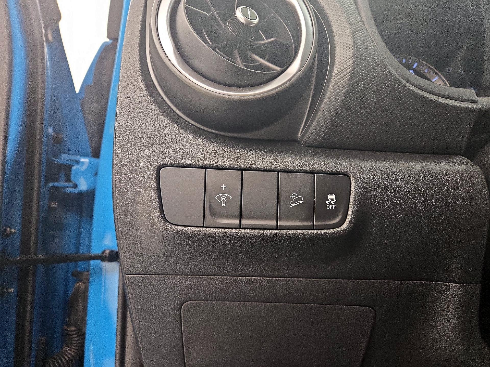 Thumbnail: 2023 Hyundai Kona - 13