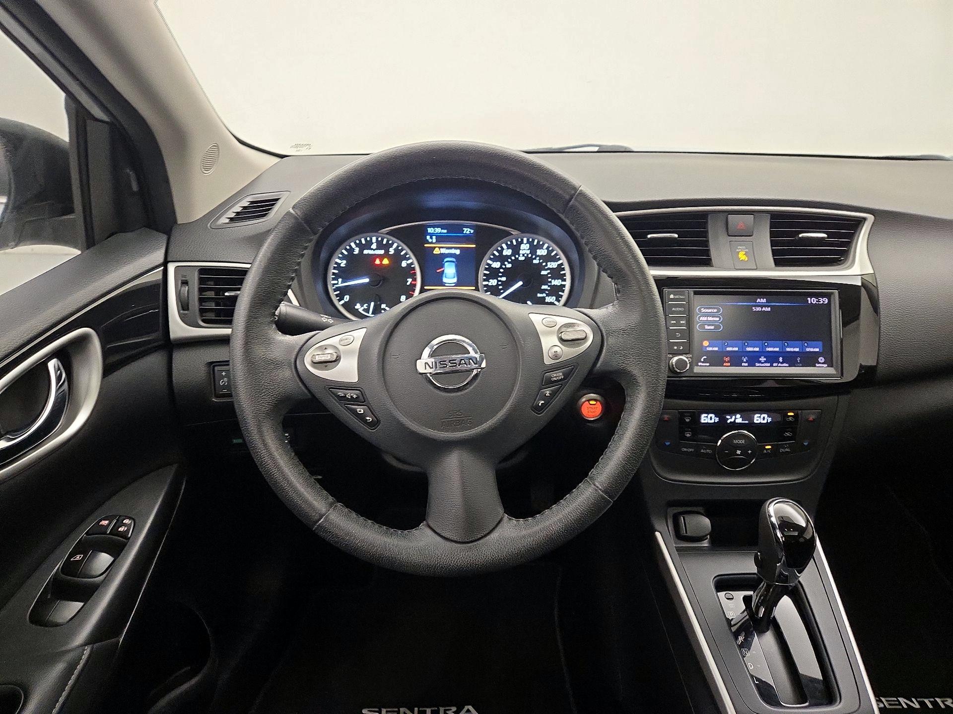 Thumbnail: 2019 Nissan Sentra - 10