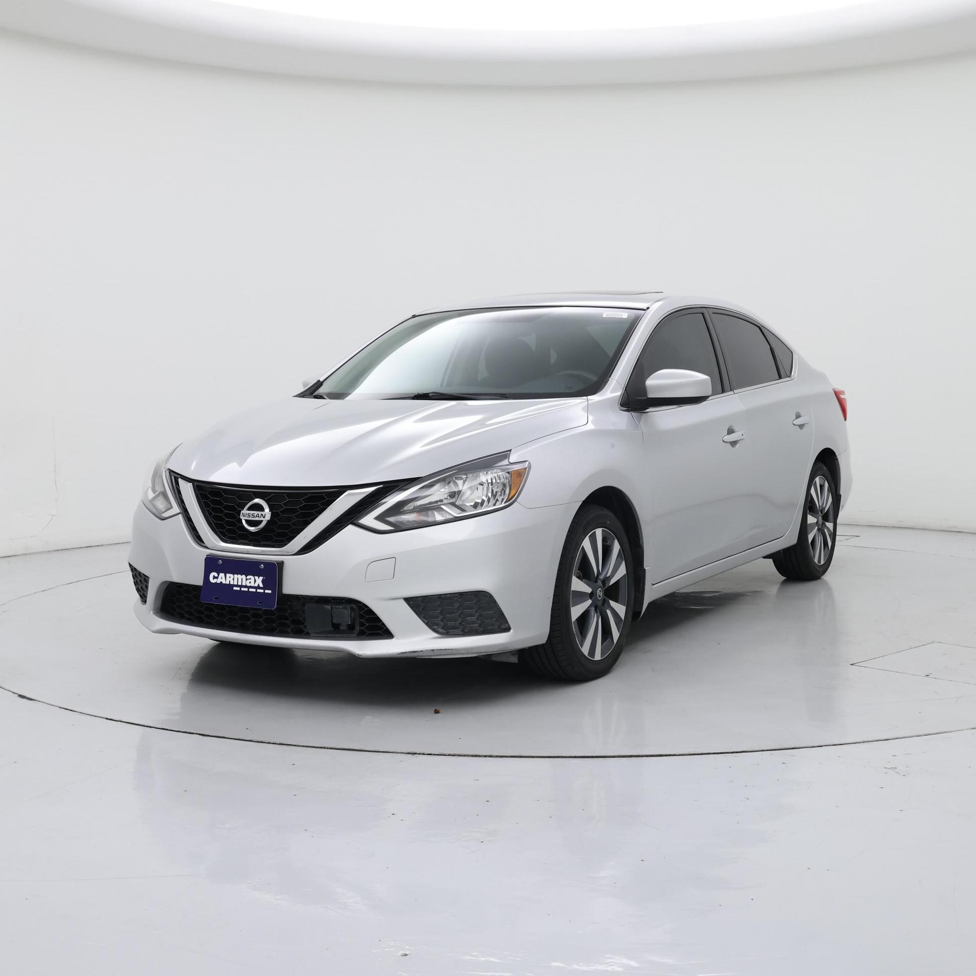 Thumbnail: 2019 Nissan Sentra - 4