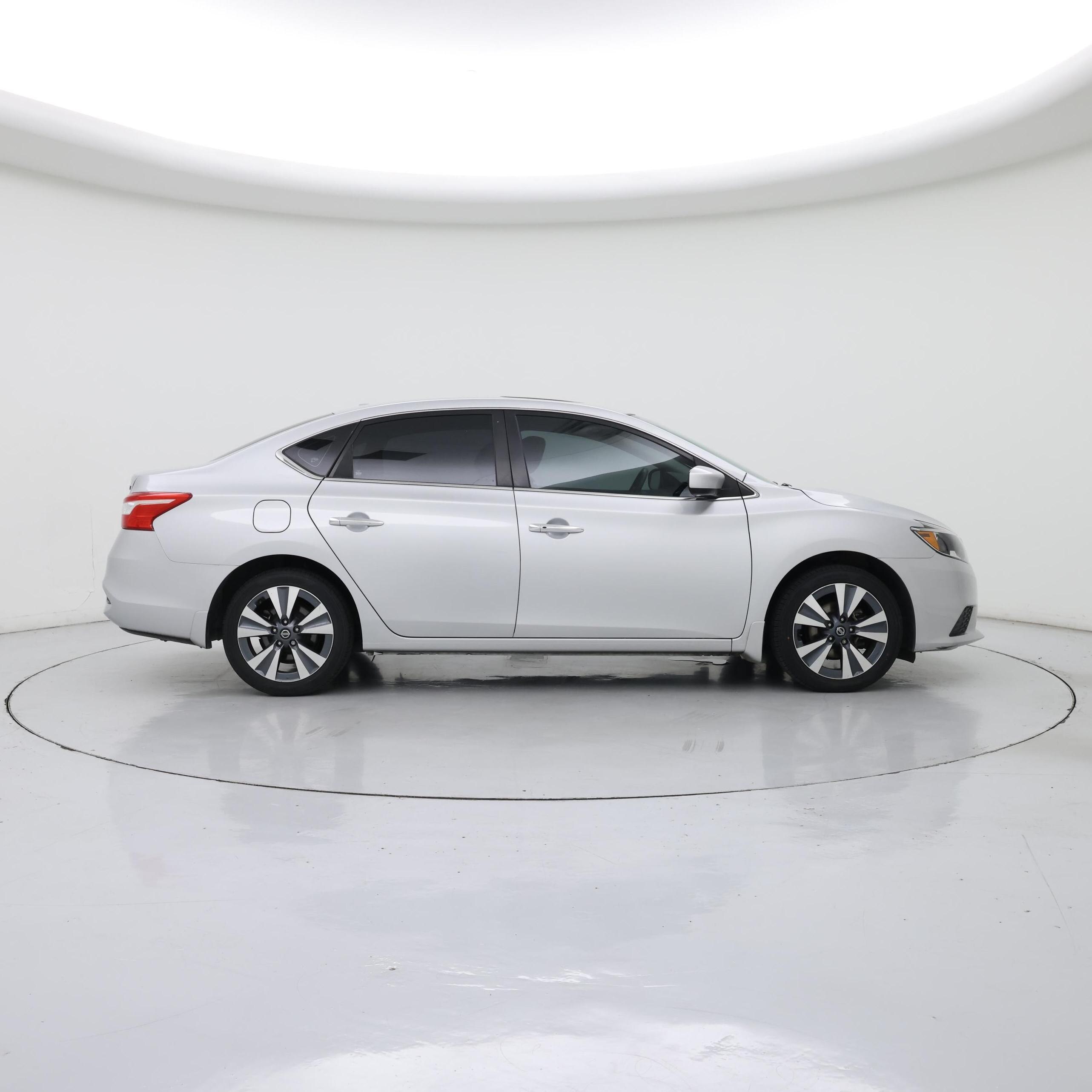 Thumbnail: 2019 Nissan Sentra - 7