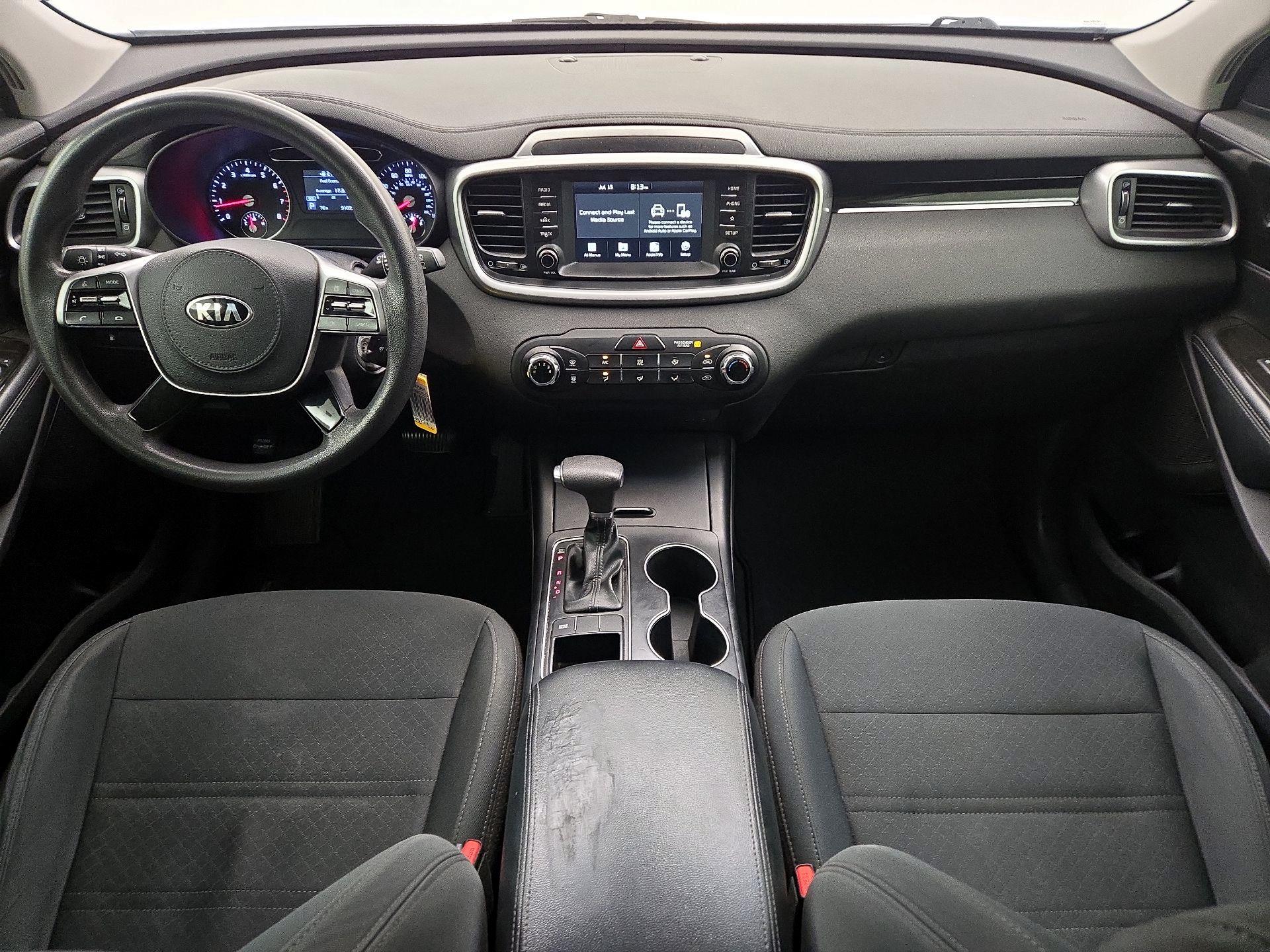 Thumbnail: 2019 Kia Sorento - 9