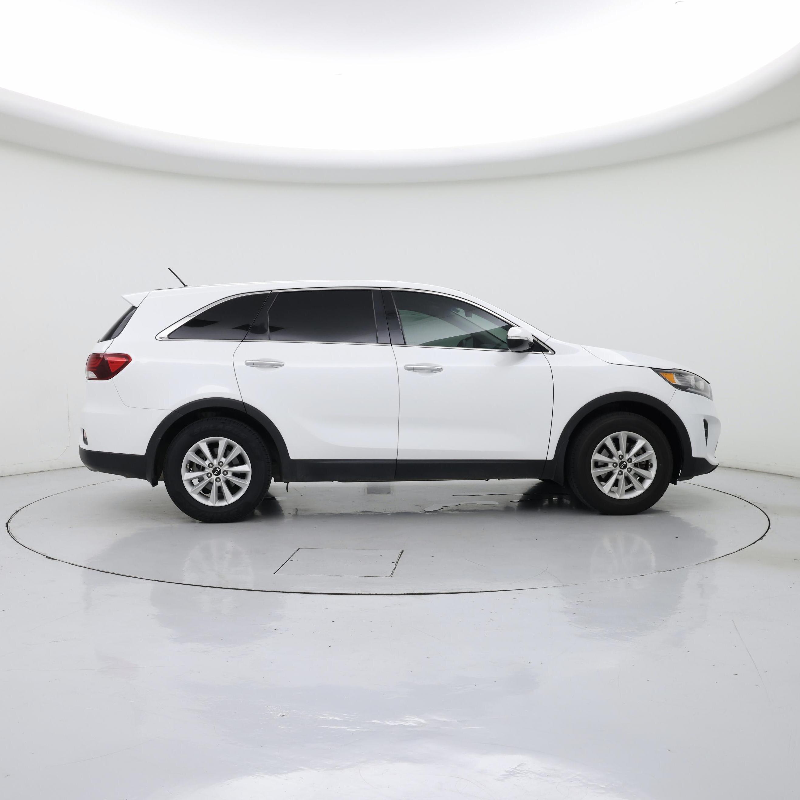Thumbnail: 2019 Kia Sorento - 7