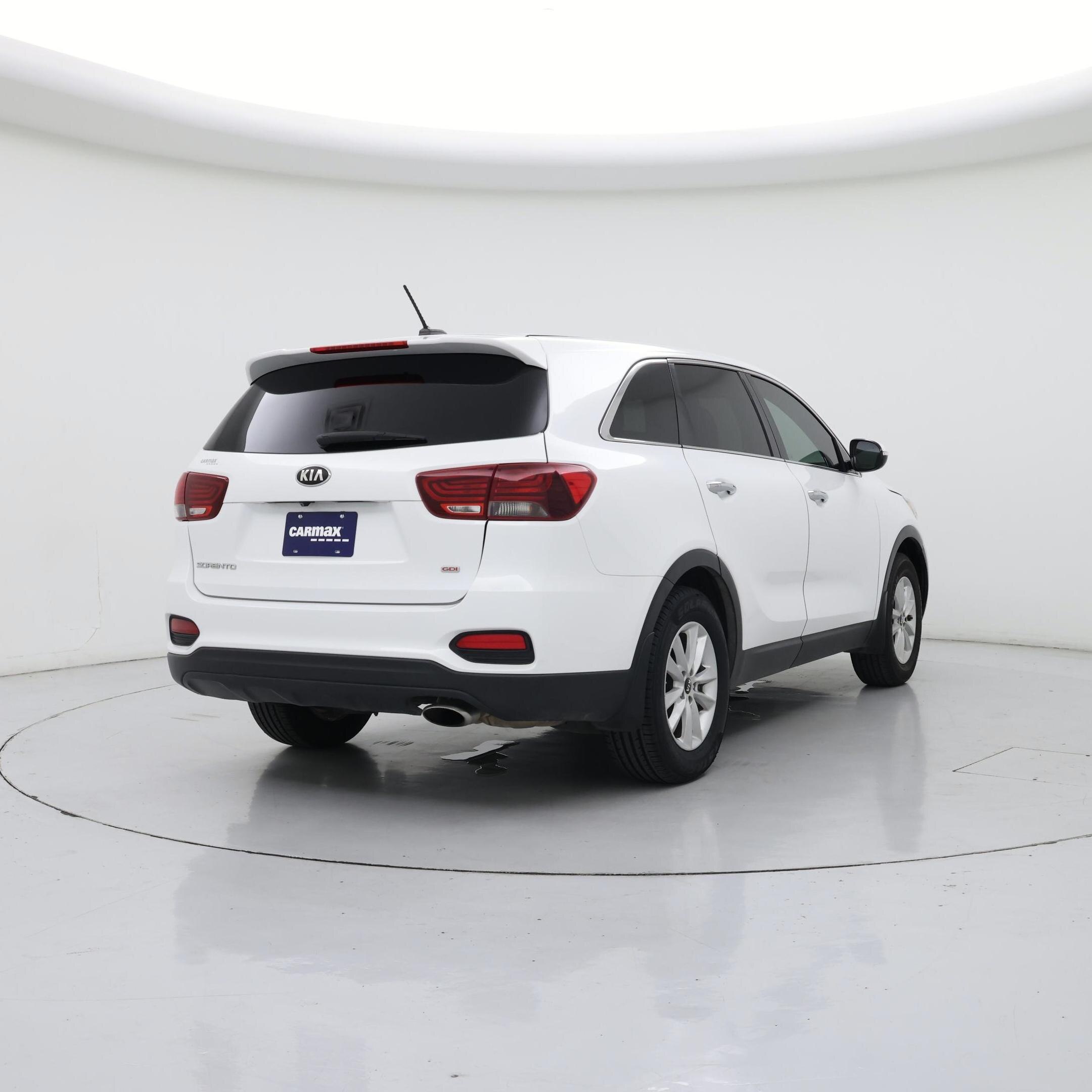 Thumbnail: 2019 Kia Sorento - 8