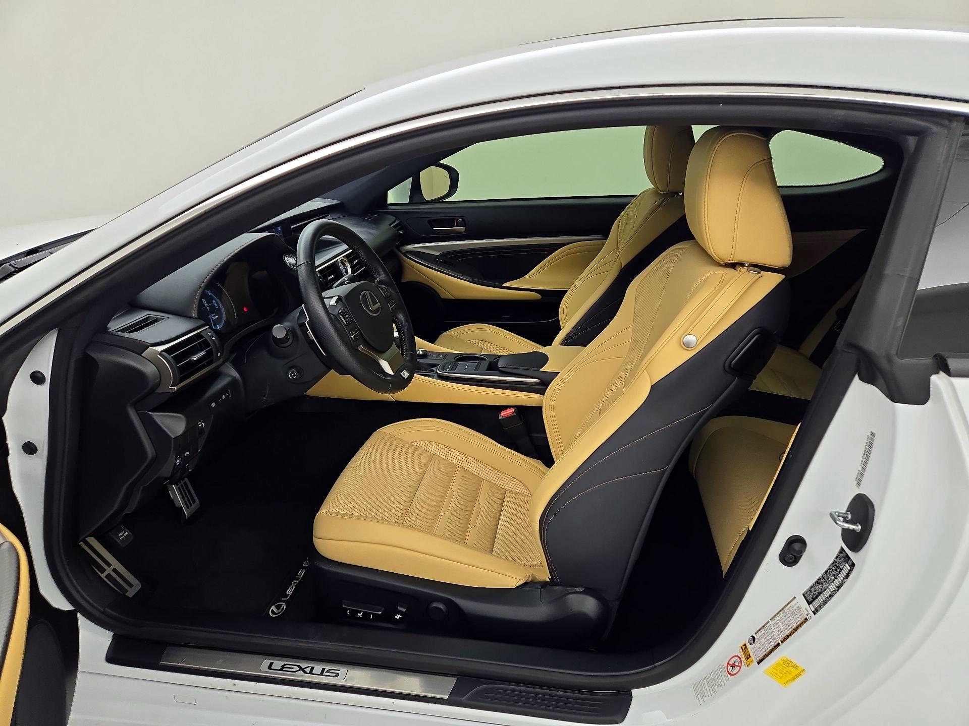 Thumbnail: 2016 Lexus RC - 11