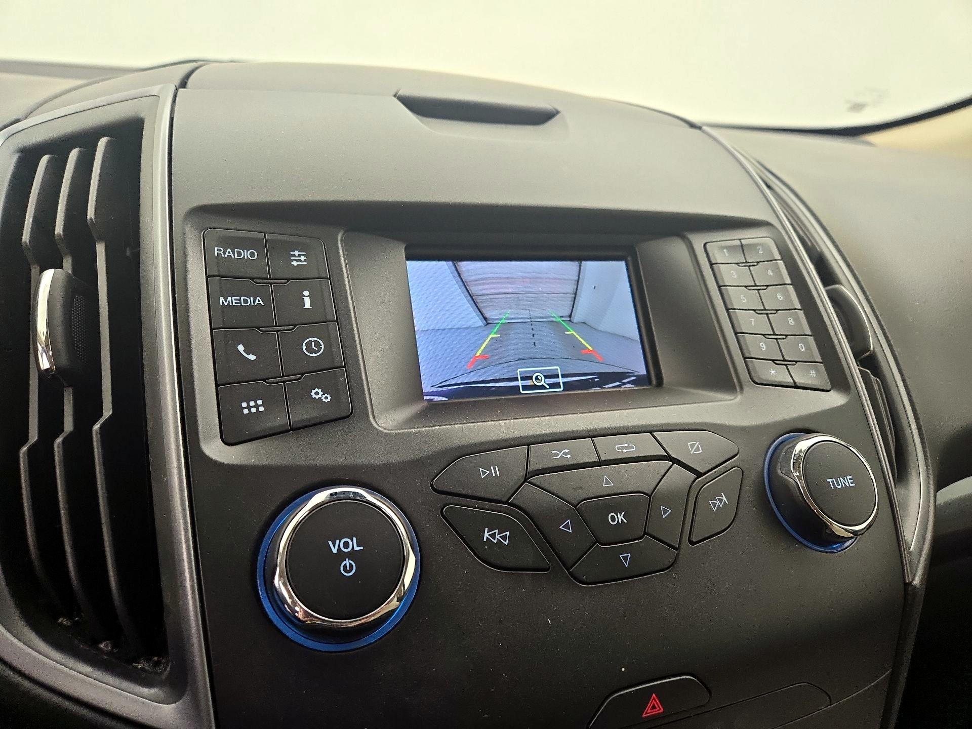 Thumbnail: 2019 Ford Edge - 14