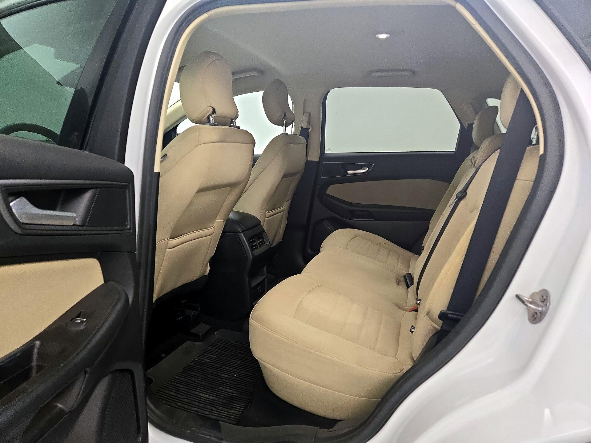 Thumbnail: 2019 Ford Edge - 19