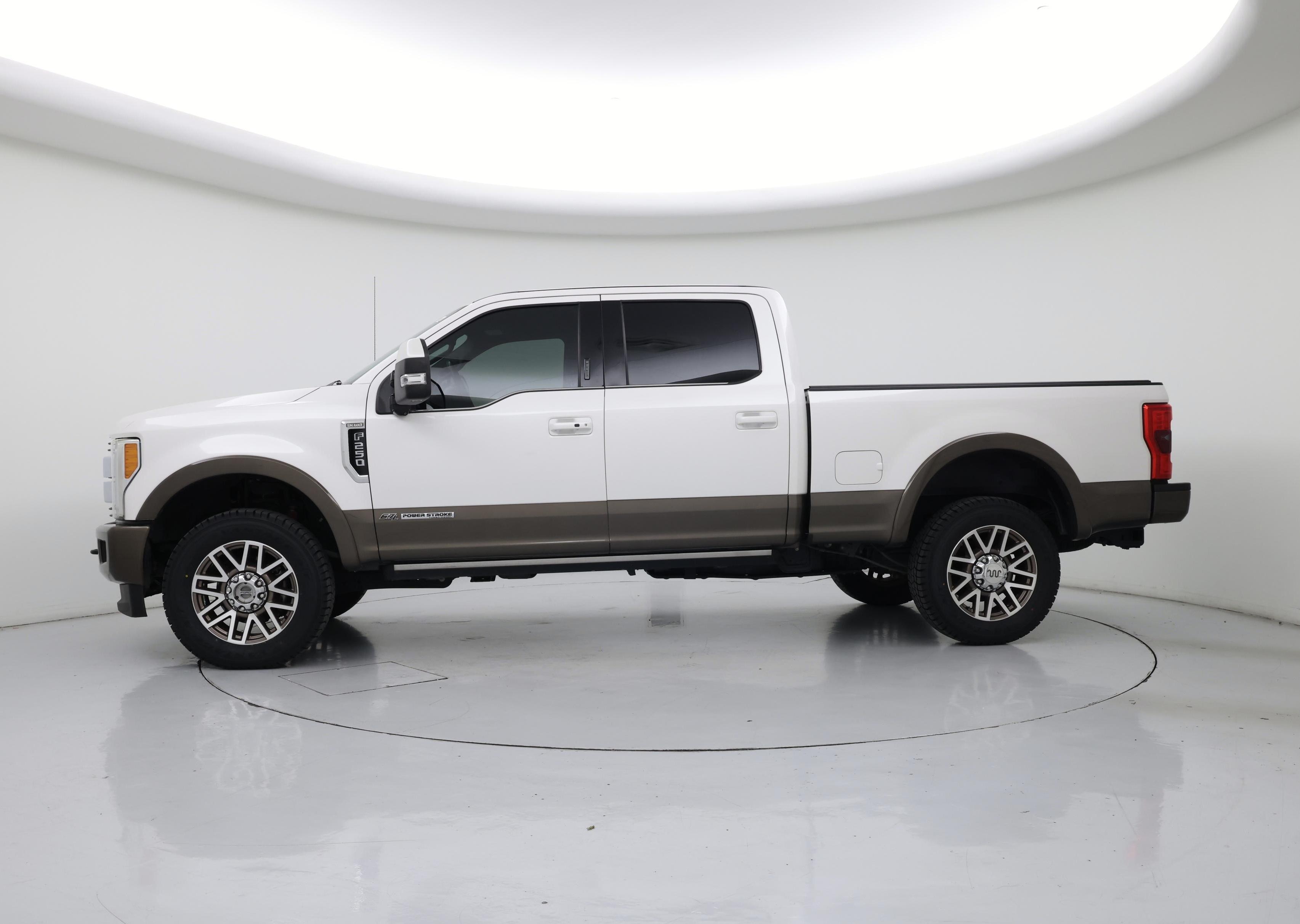 Thumbnail: 2017 Ford F-250 - 3