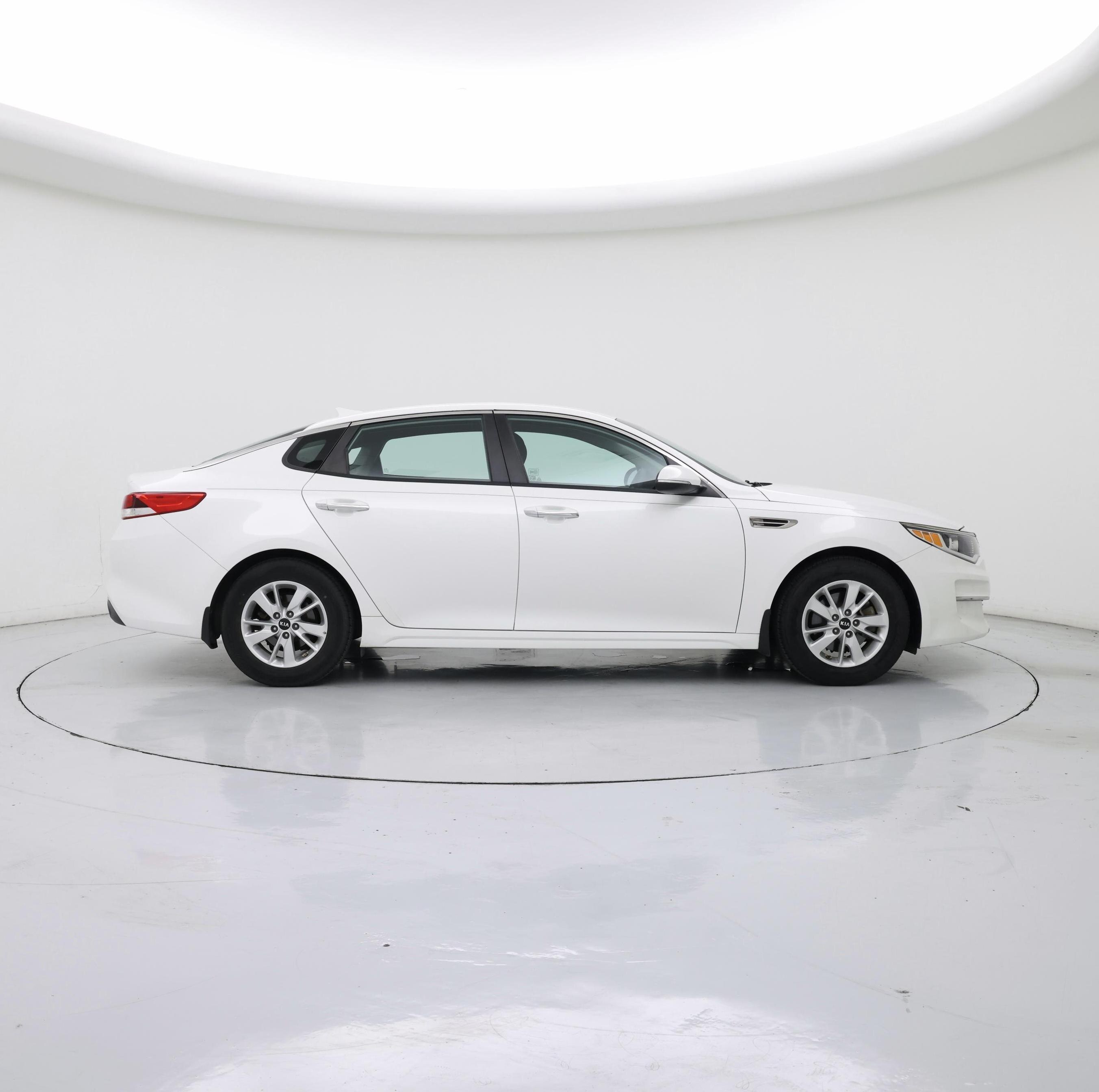 Thumbnail: 2016 Kia Optima - 7