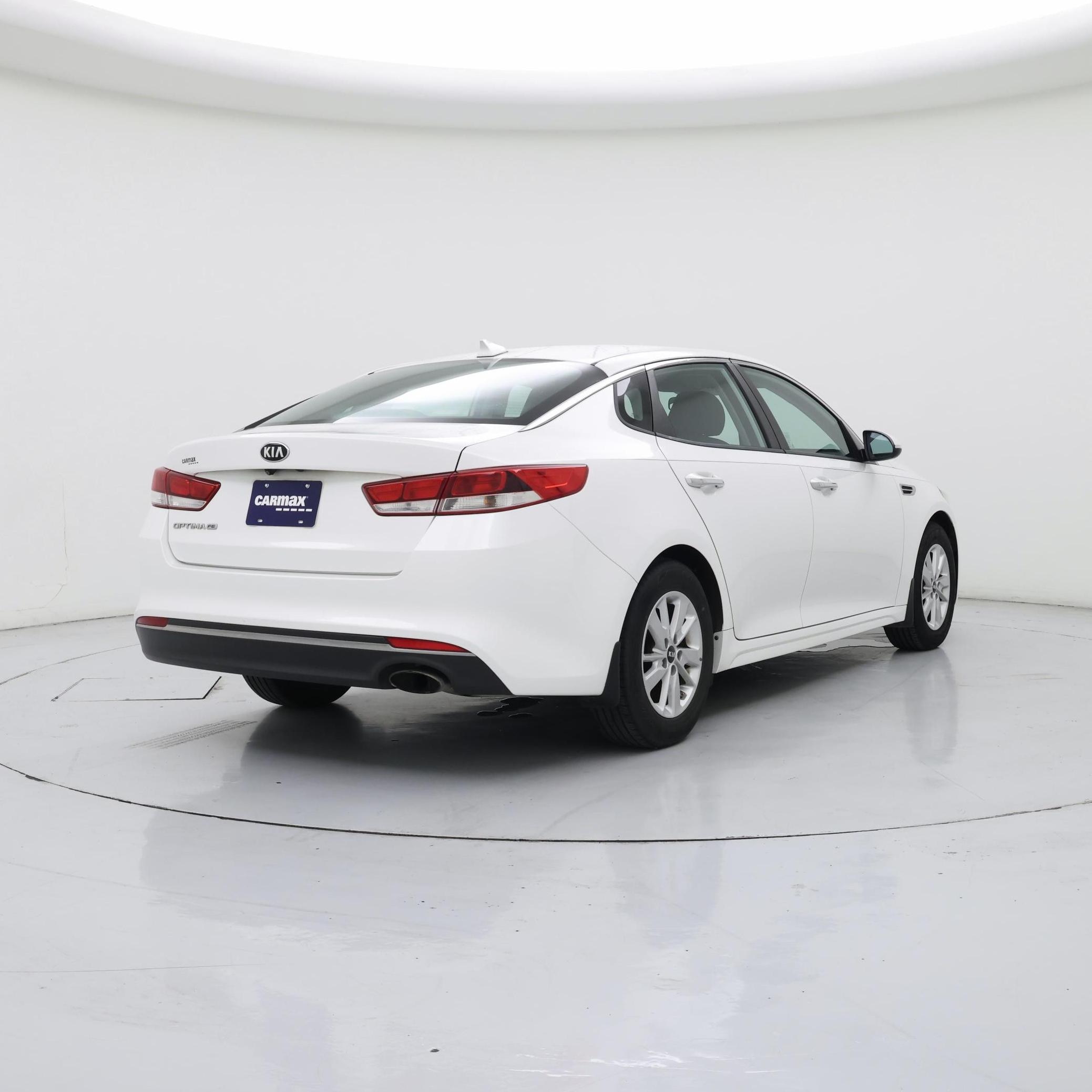 Thumbnail: 2016 Kia Optima - 8