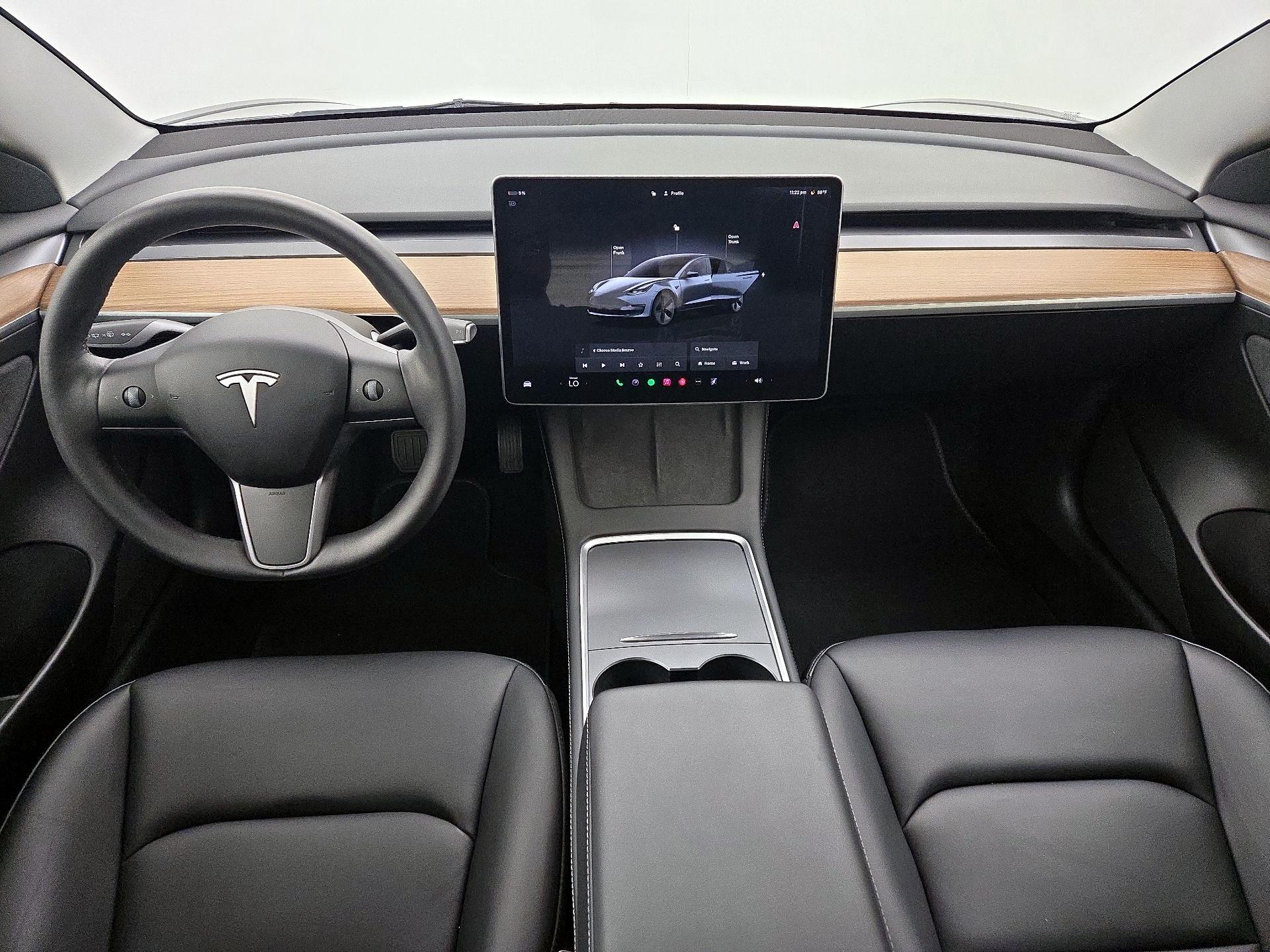 Thumbnail: 2023 Tesla Model 3 - 9