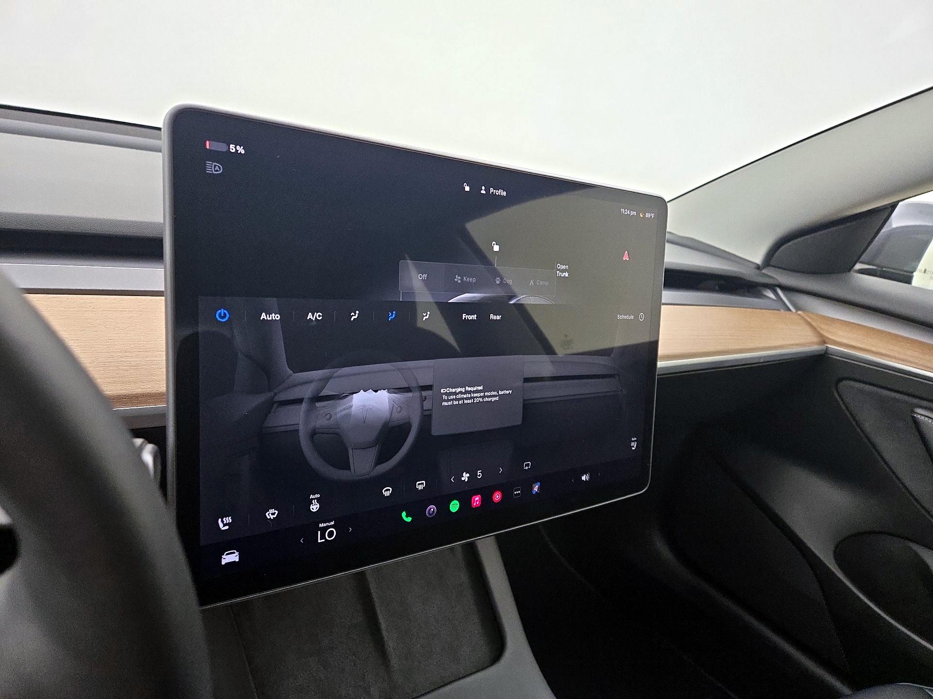 Thumbnail: 2023 Tesla Model 3 - 16