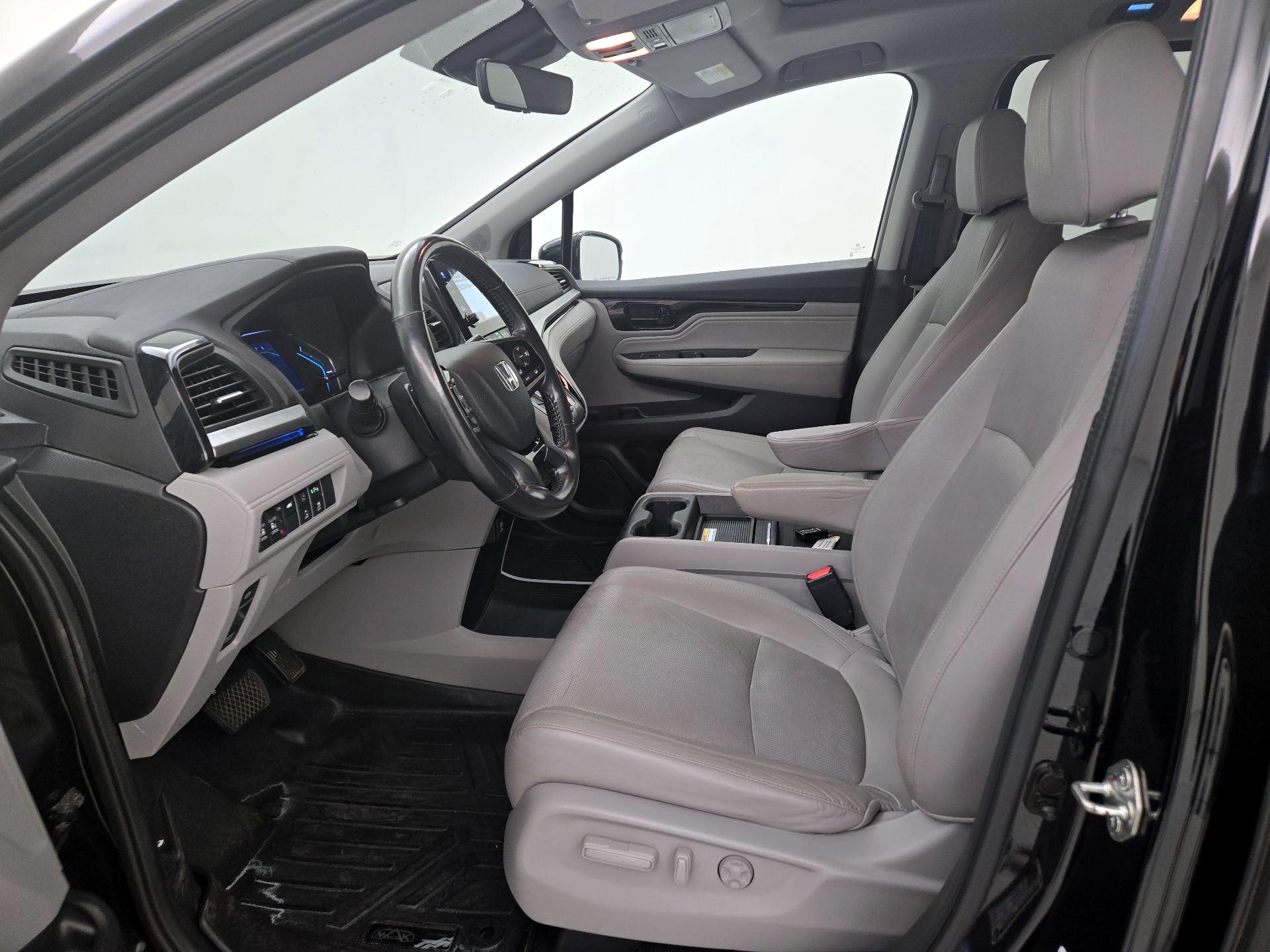Thumbnail: 2018 Honda Odyssey - 11