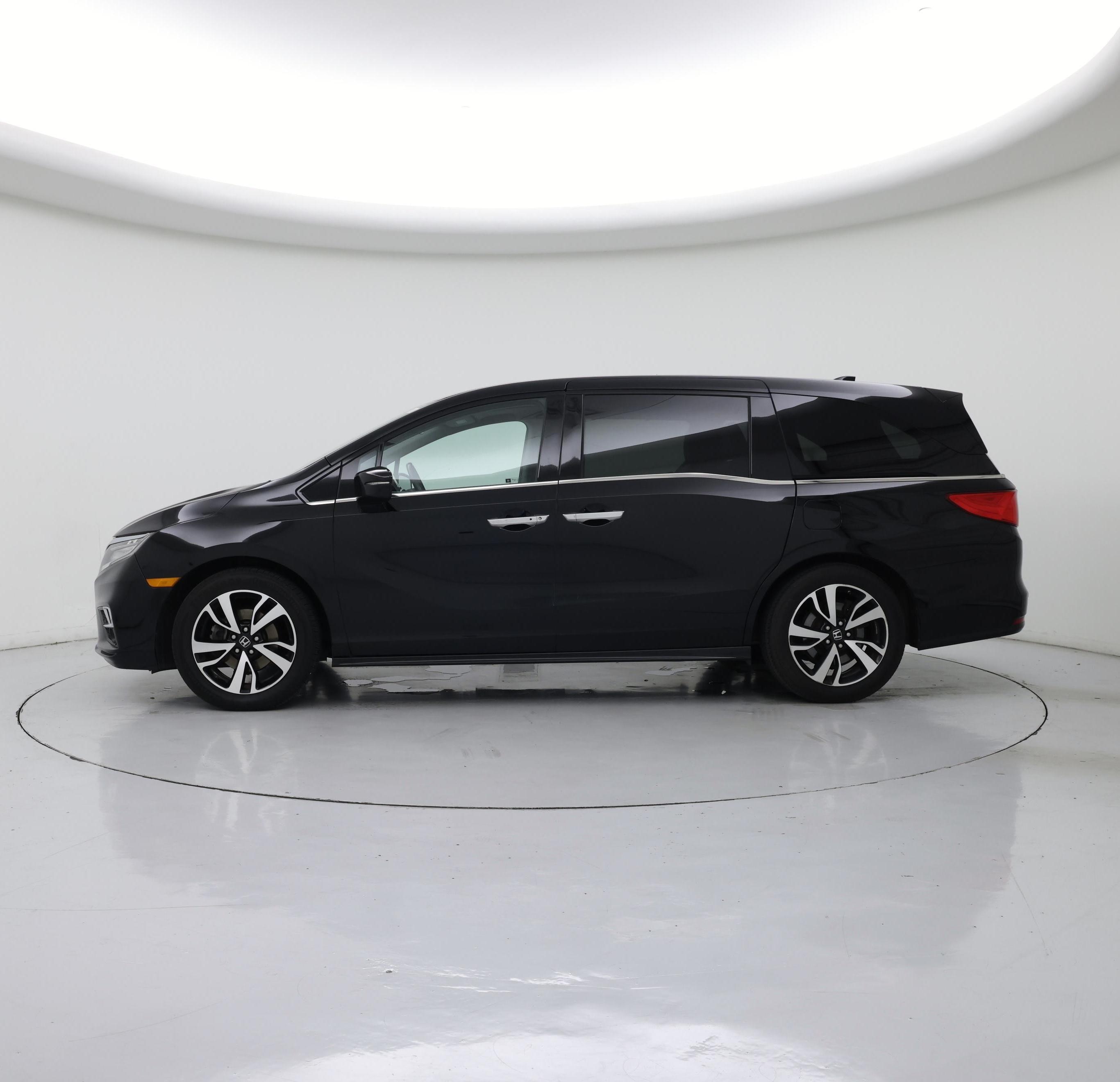 Thumbnail: 2018 Honda Odyssey - 3