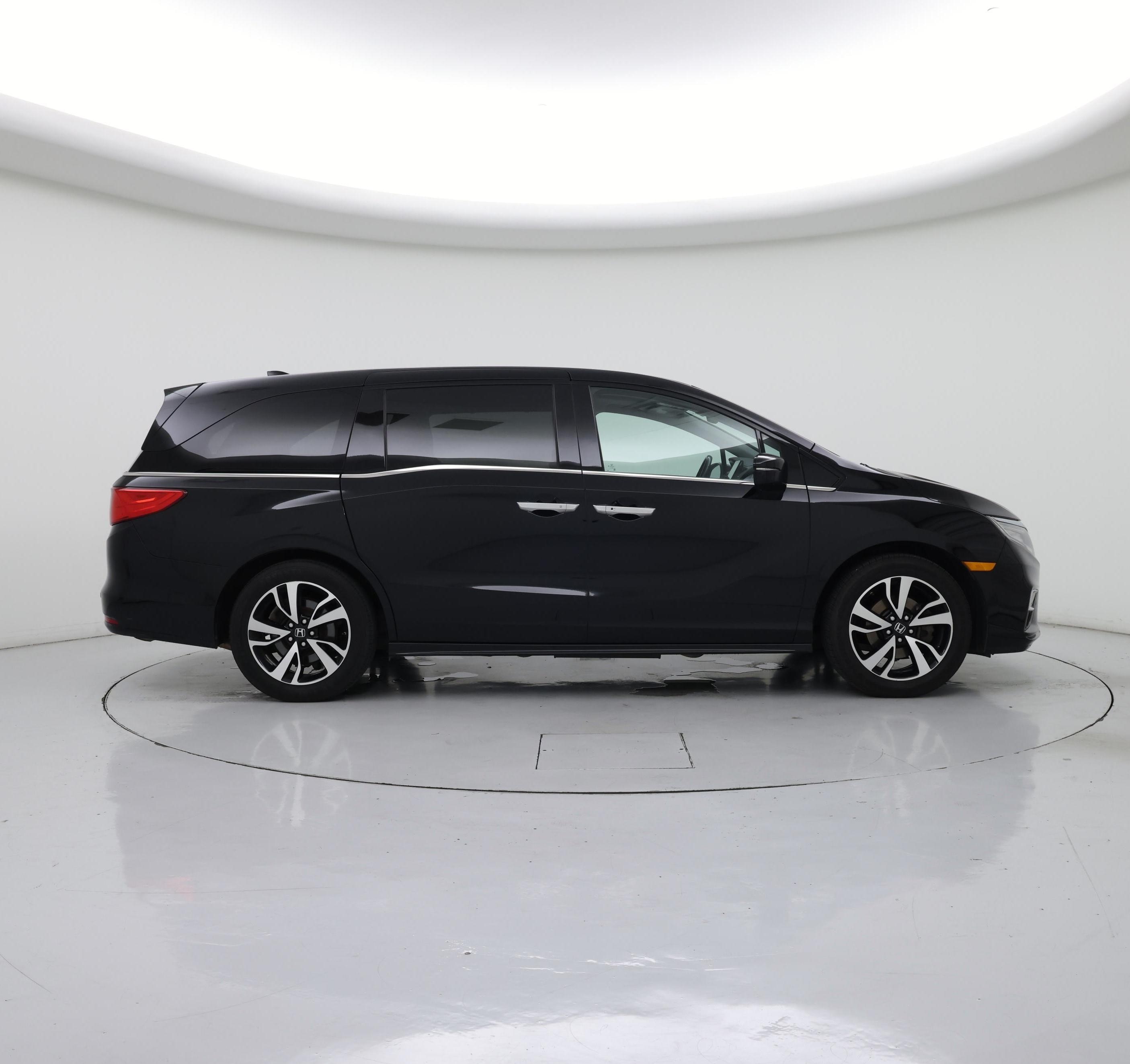 Thumbnail: 2018 Honda Odyssey - 7