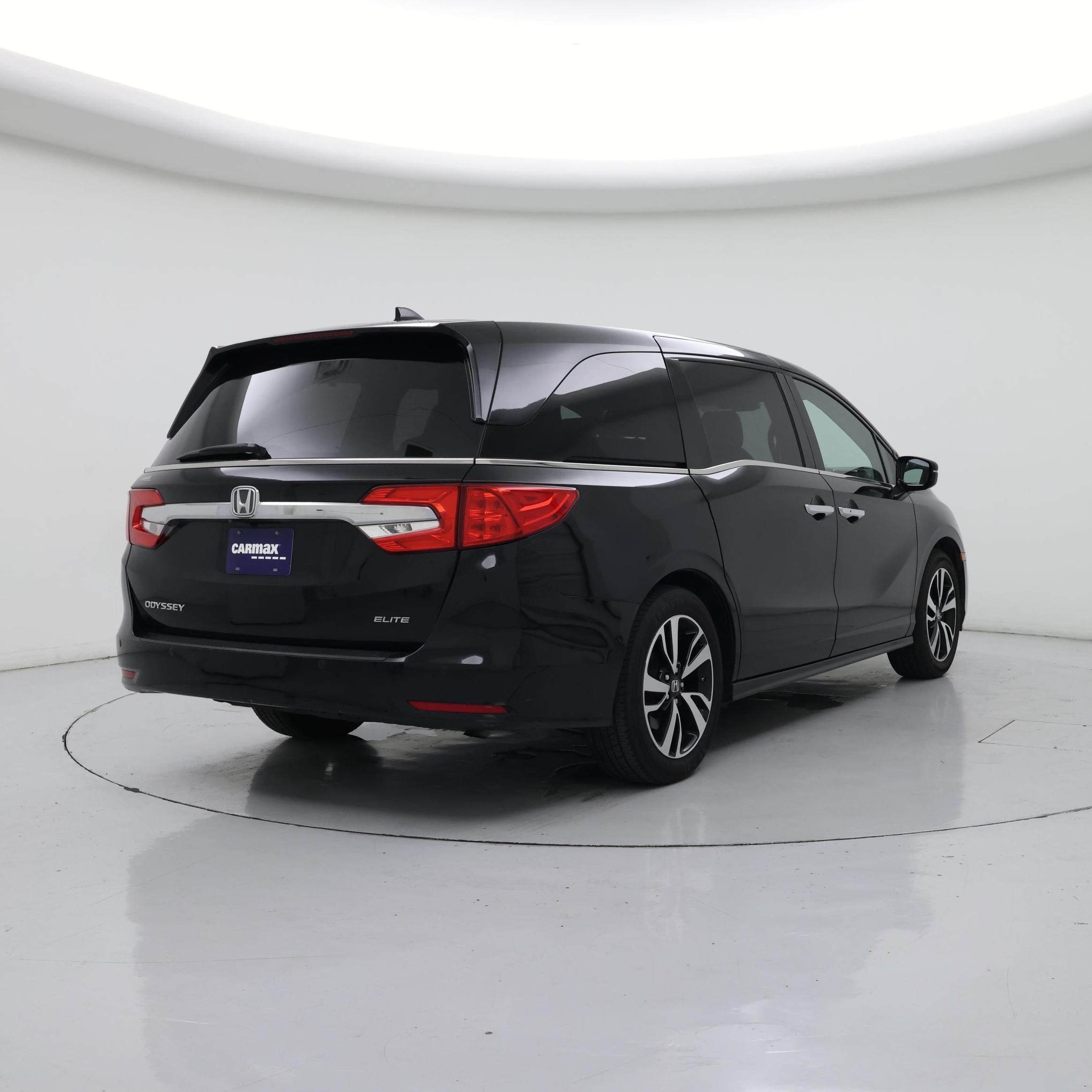 Thumbnail: 2018 Honda Odyssey - 8